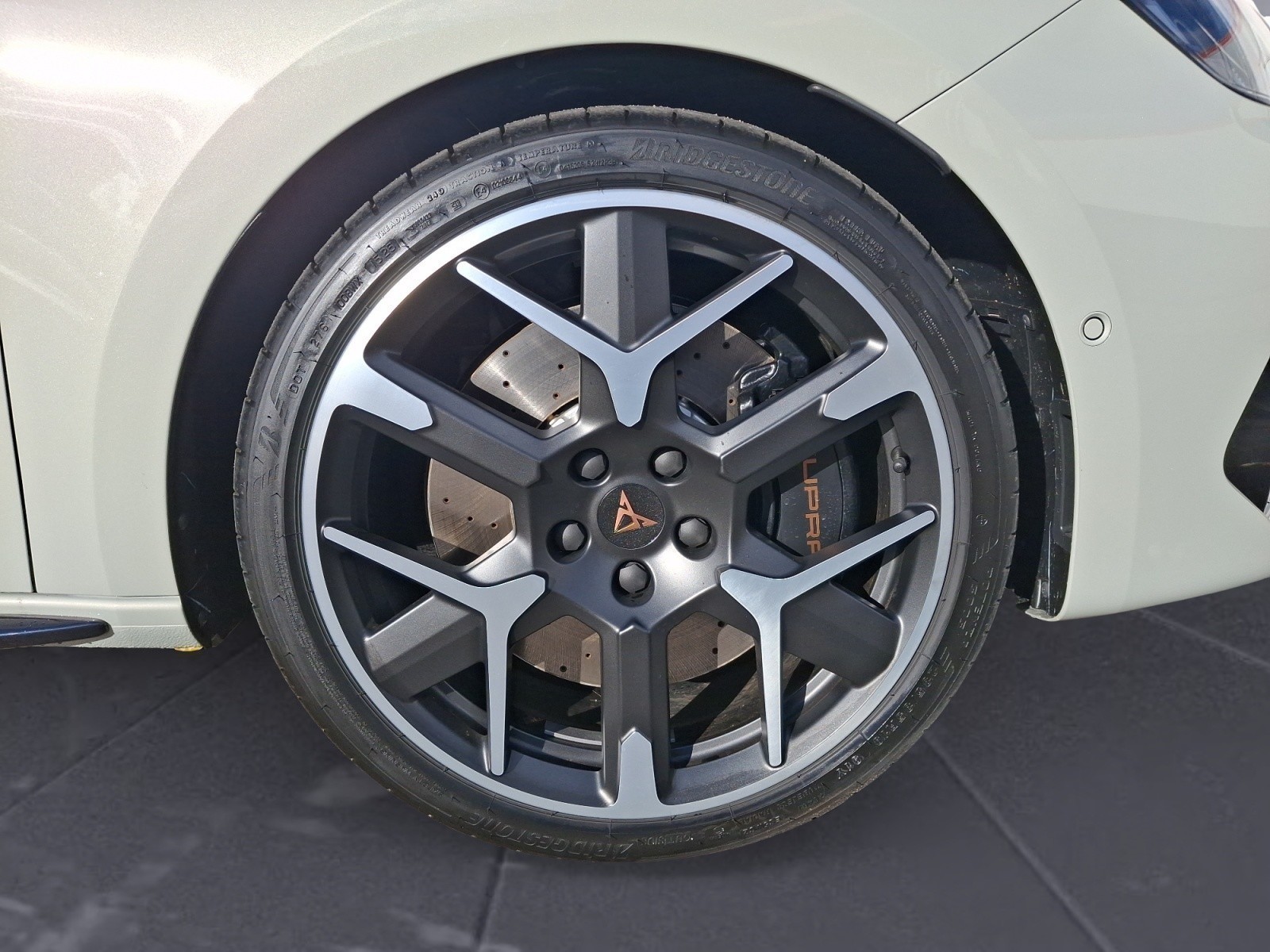 Cupra - Leon VZ 2.0 TSI  7-Gang-DSG