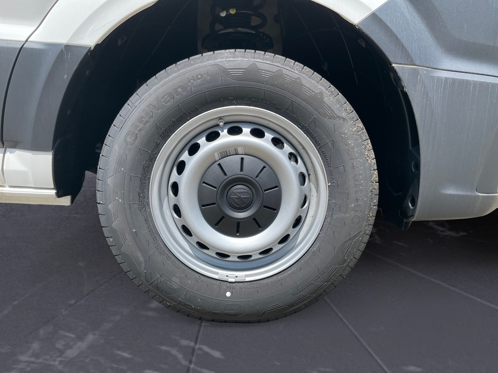 Volkswagen - Crafter 35 Kasten 2,0 l Frontantr ieb 6-Gang Radst. 3640 mm