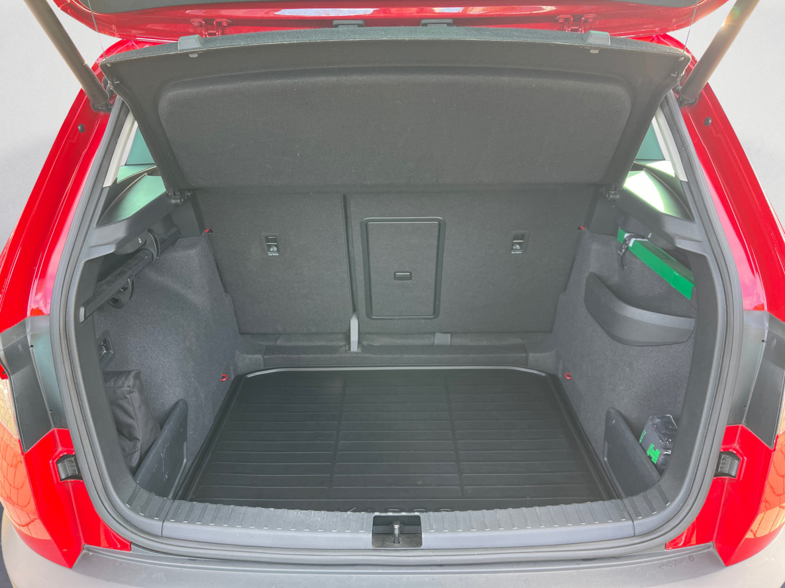 Skoda - Karoq 2.0 TDI SCR 4x4 DSG Drive 125