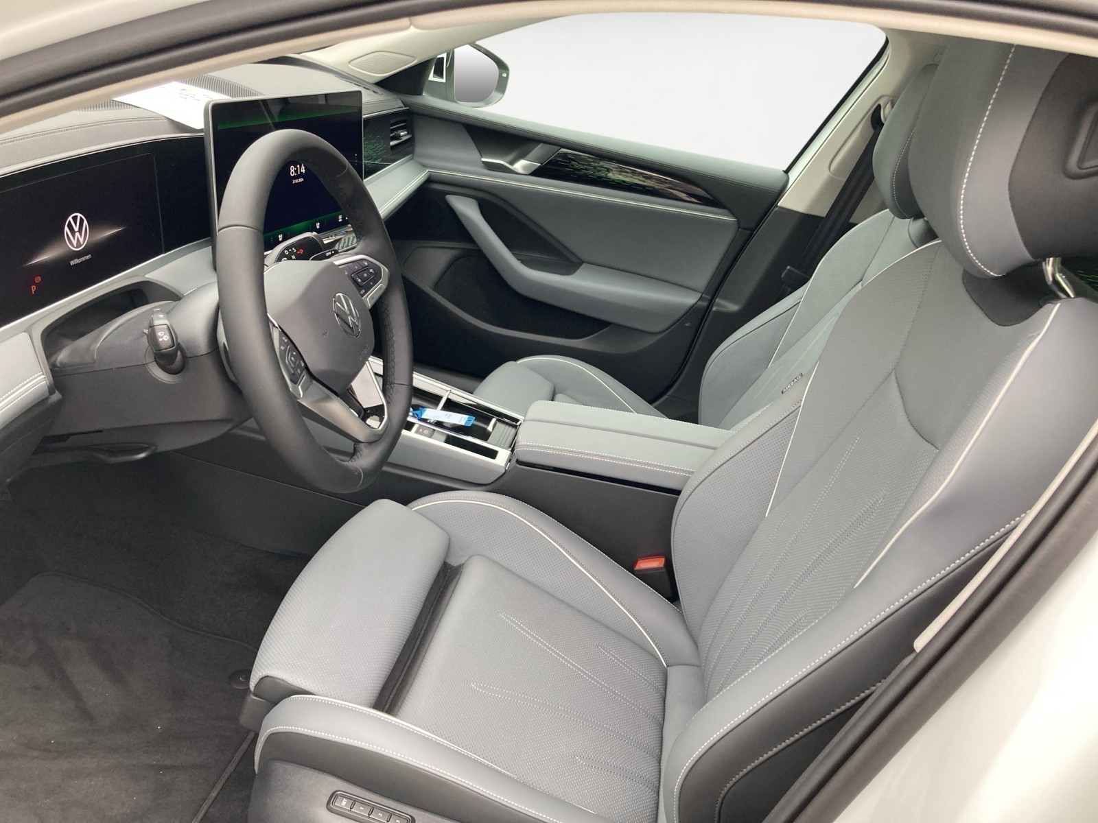 Volkswagen - Passat Elegance 2,0 l TDI SCR (15