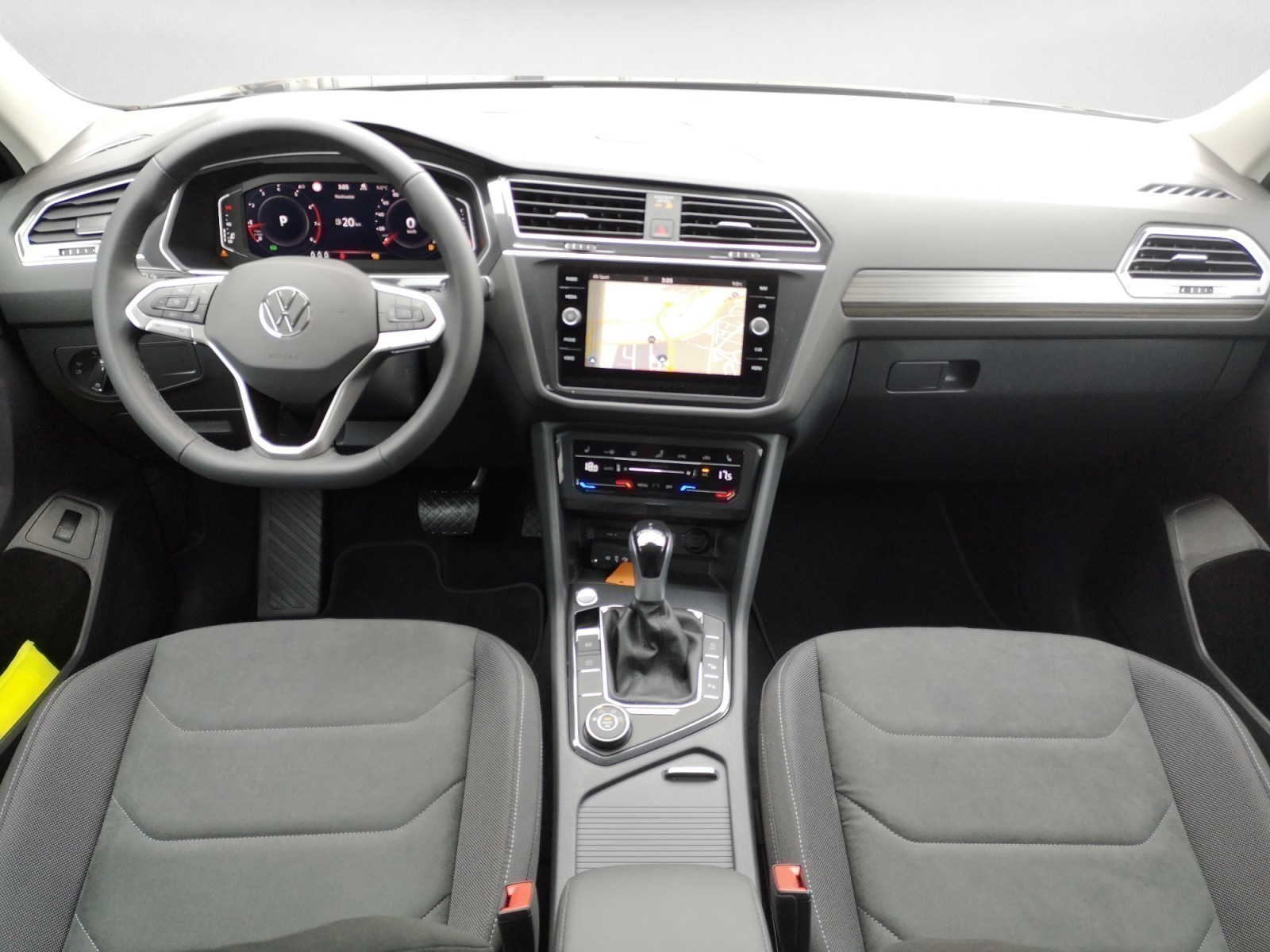 Volkswagen - Tiguan Allspace Elegance 2,0 l TSI OPF 4MOTION  7-Gang-Doppelkupplungsgetriebe DSG ,