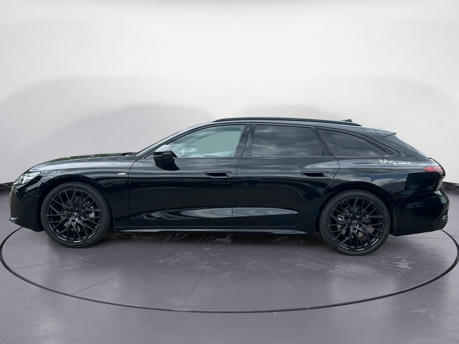 Audi - A6 Avant TDI quattro S troni