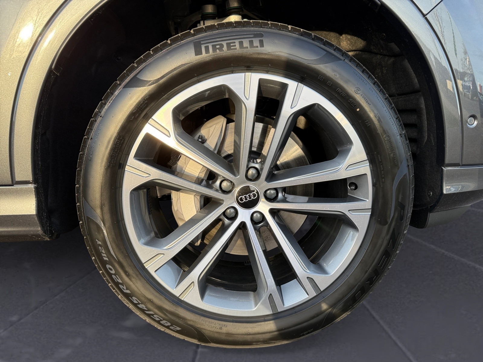 Audi - Q7 SUV S line TDI quattro ti ptronic