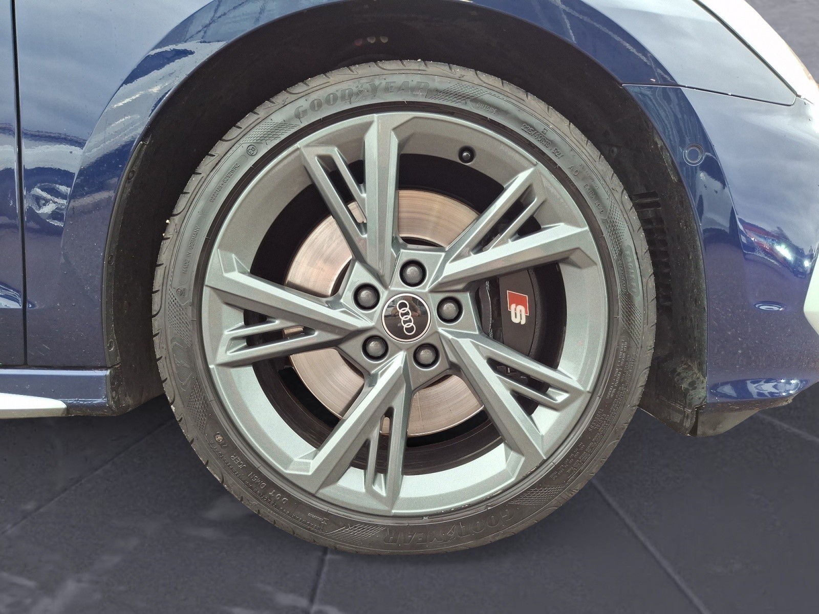 Audi - S3 Limousine TFSI S tronic