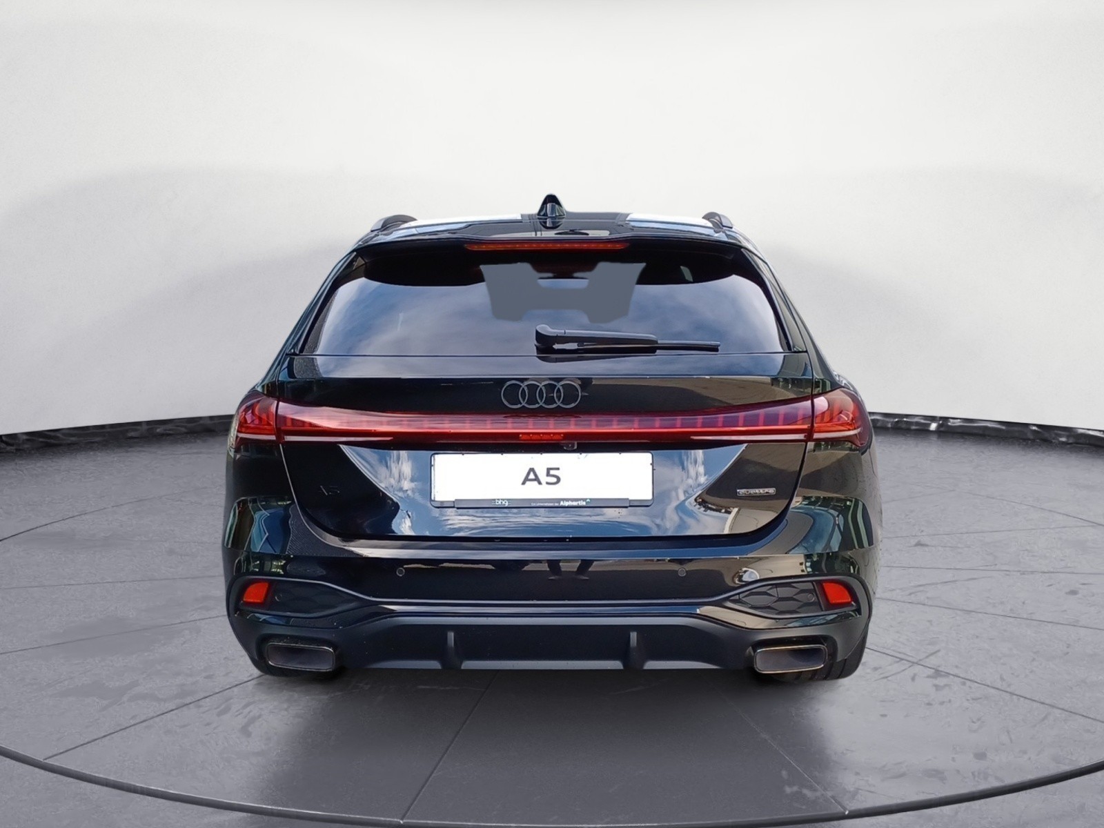 Audi - A5 Avant TFSI quattro S tron ic