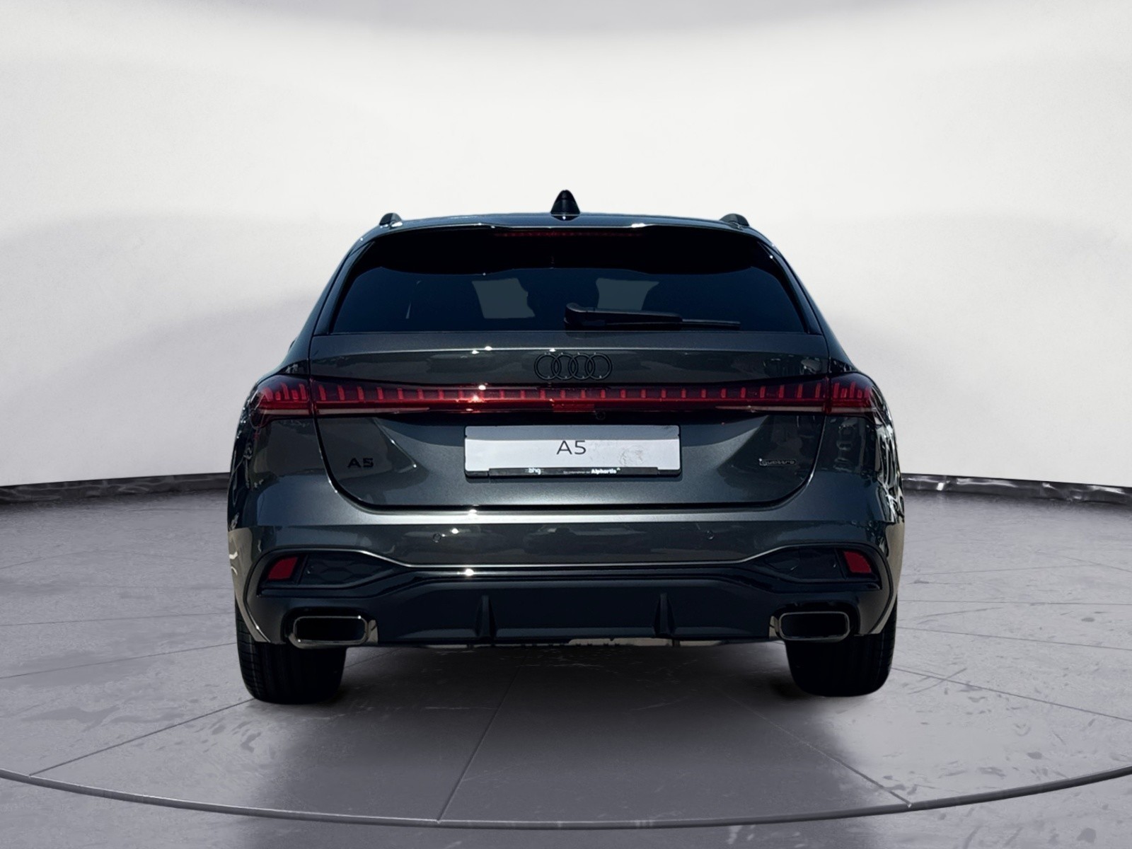 Audi - A5 Avant TFSI quattro S tron ic