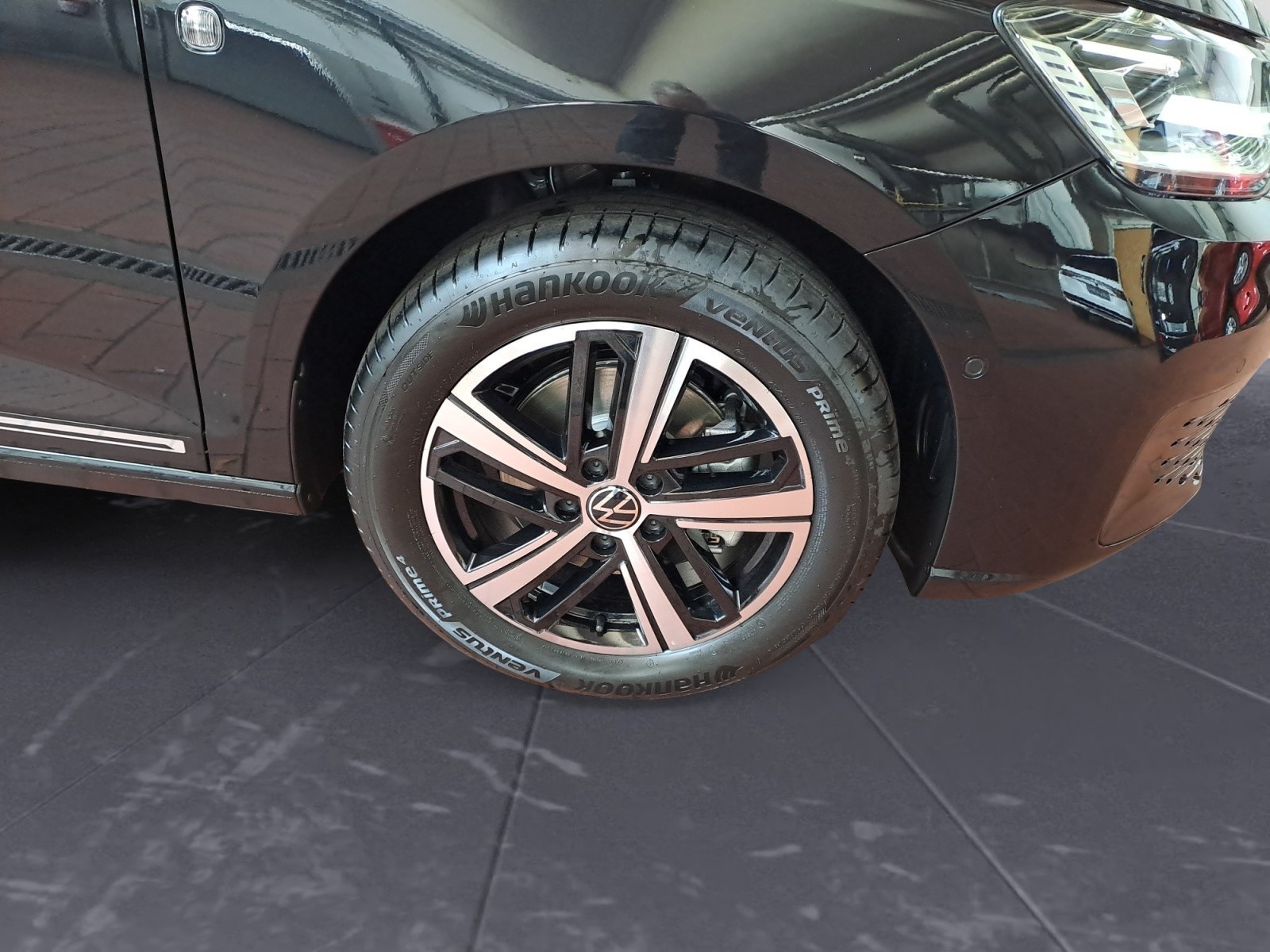 Volkswagen - Caddy Maxi Life 7-Sitzer 2,0 l  TDI EU6 SCR Frontantrieb 7-Gang-DSG Radst. 2970 mm