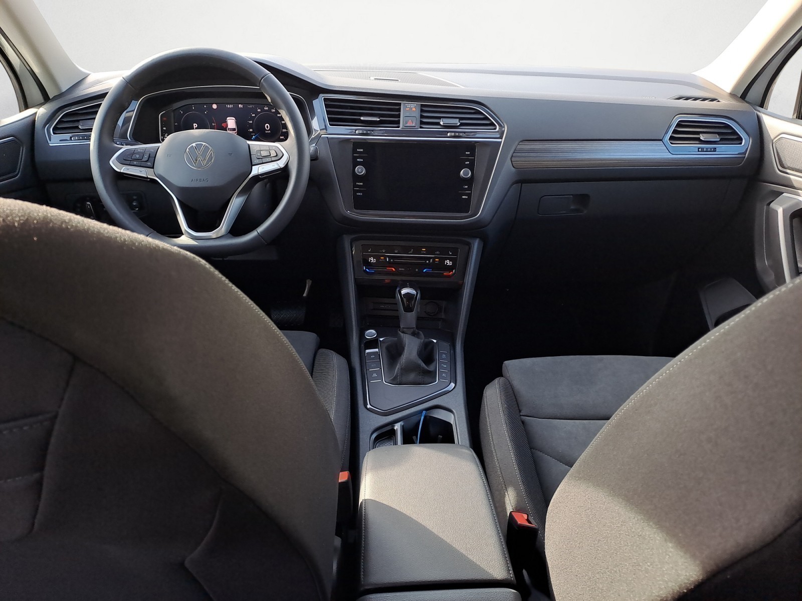 Volkswagen - Tiguan Allspace Life 2.0 l TDI