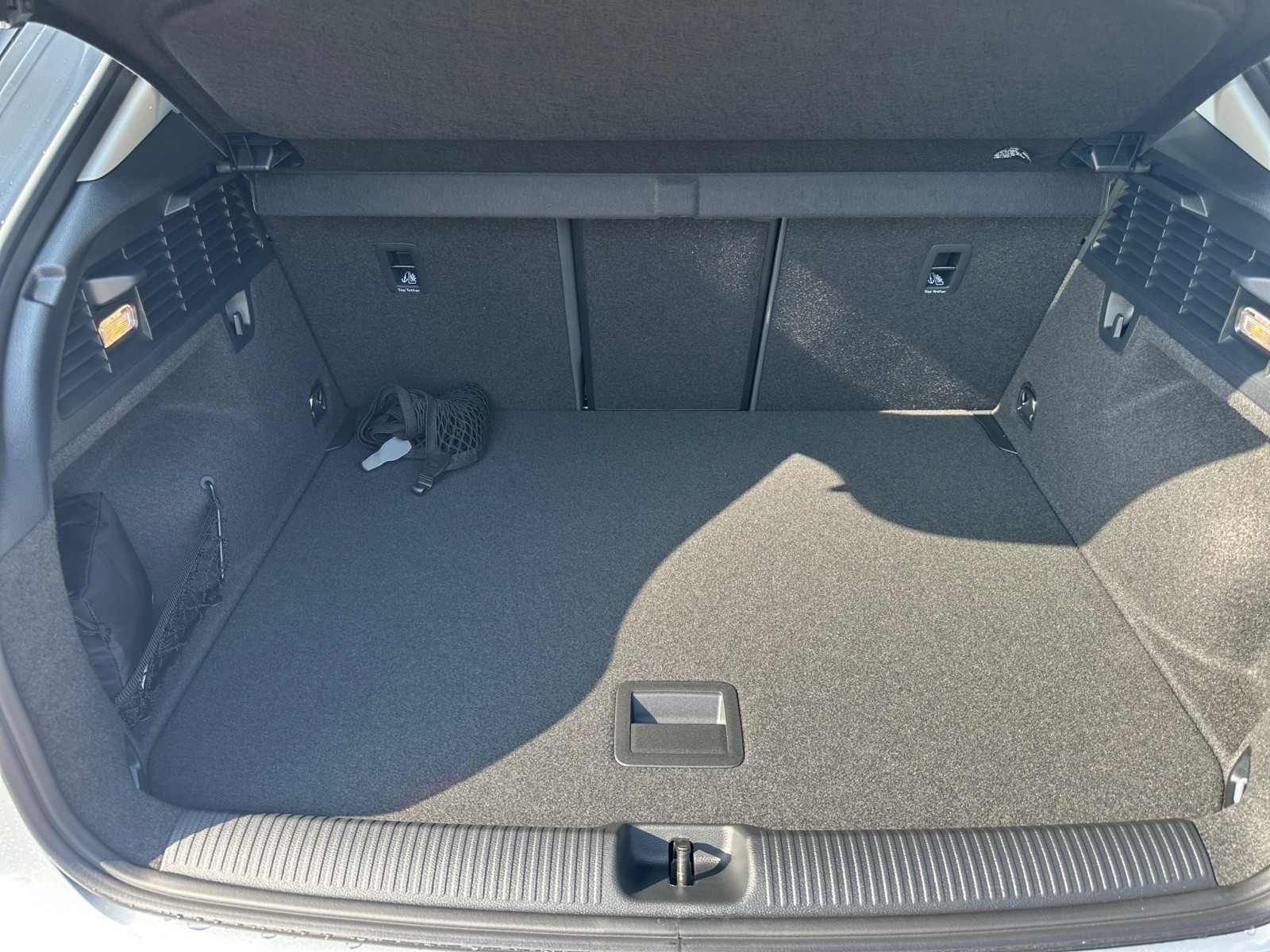 Audi - Q2 advanced 30 TFSI 85(116) kW(PS) Schaltgetriebe