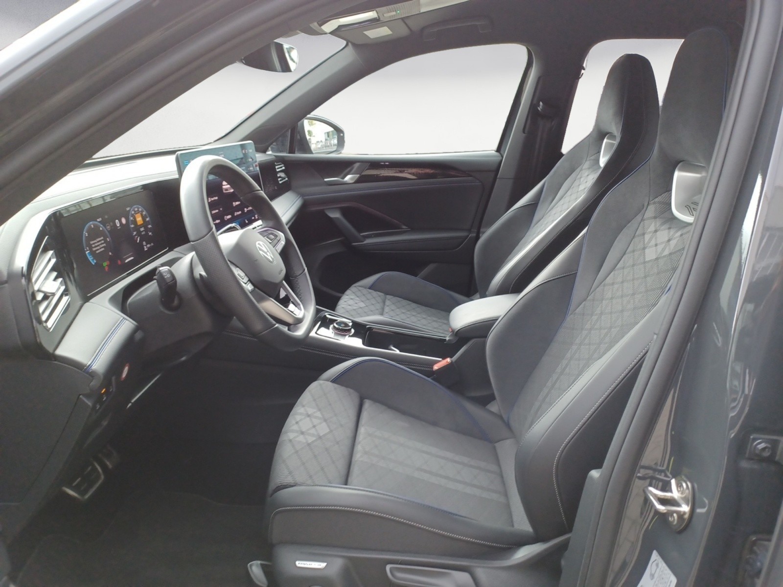 Volkswagen - Tiguan 2.0 TDI SCR 4MOTION DSG R-Line