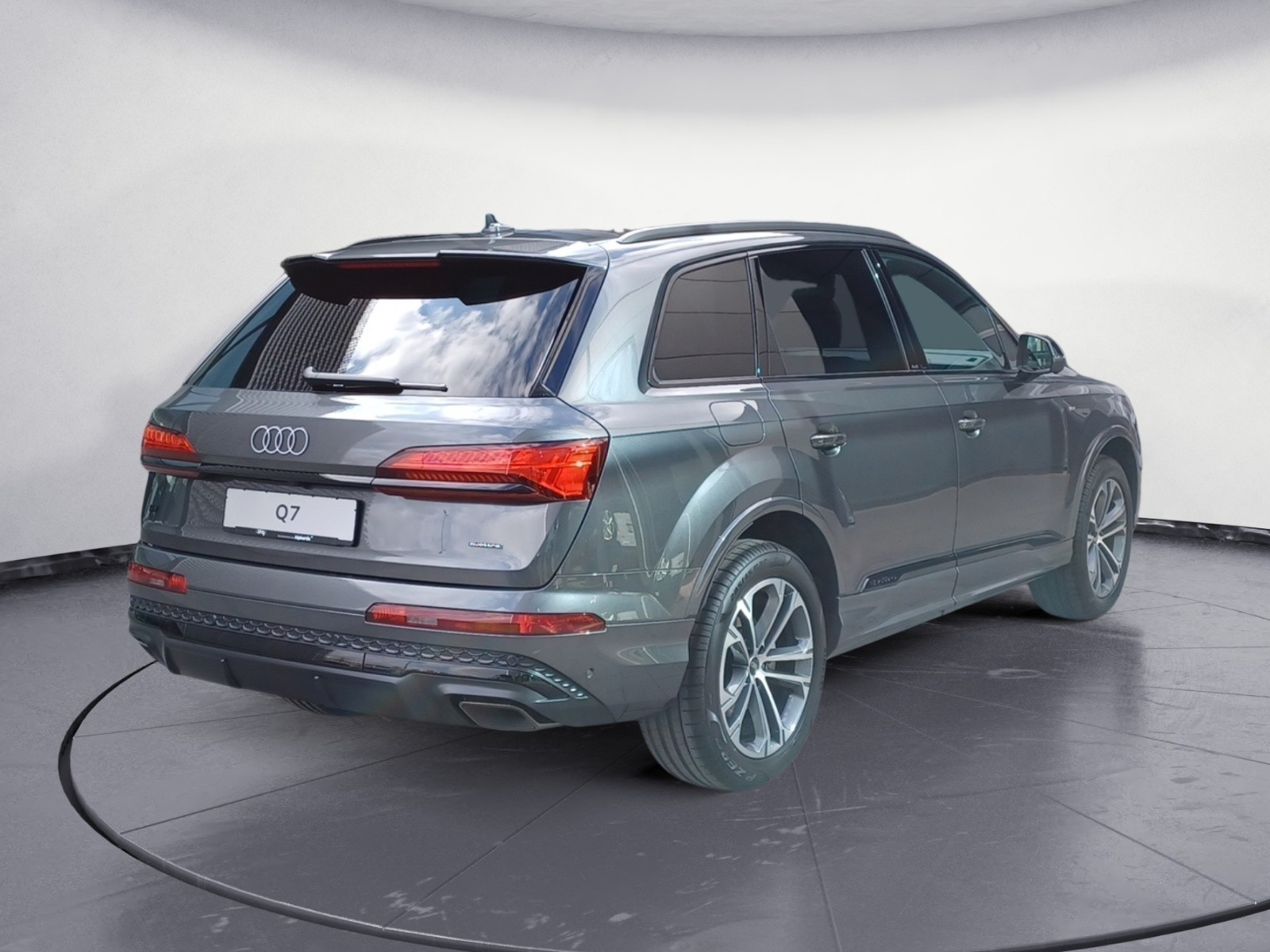Audi - Q7 SUV S line 50 TDI quattro 210(28 6) kW(PS) tiptronic