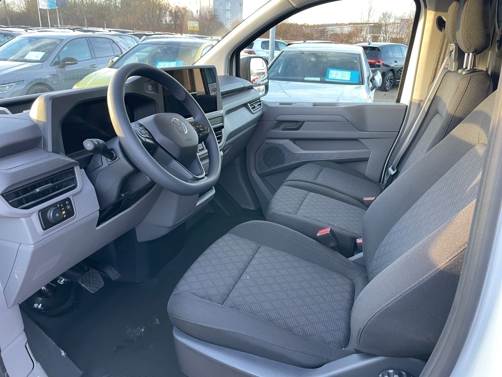 Volkswagen - Transporter Kasten 2,0 l TDI 8-Ga ng Automatik Radst. 3100 mm