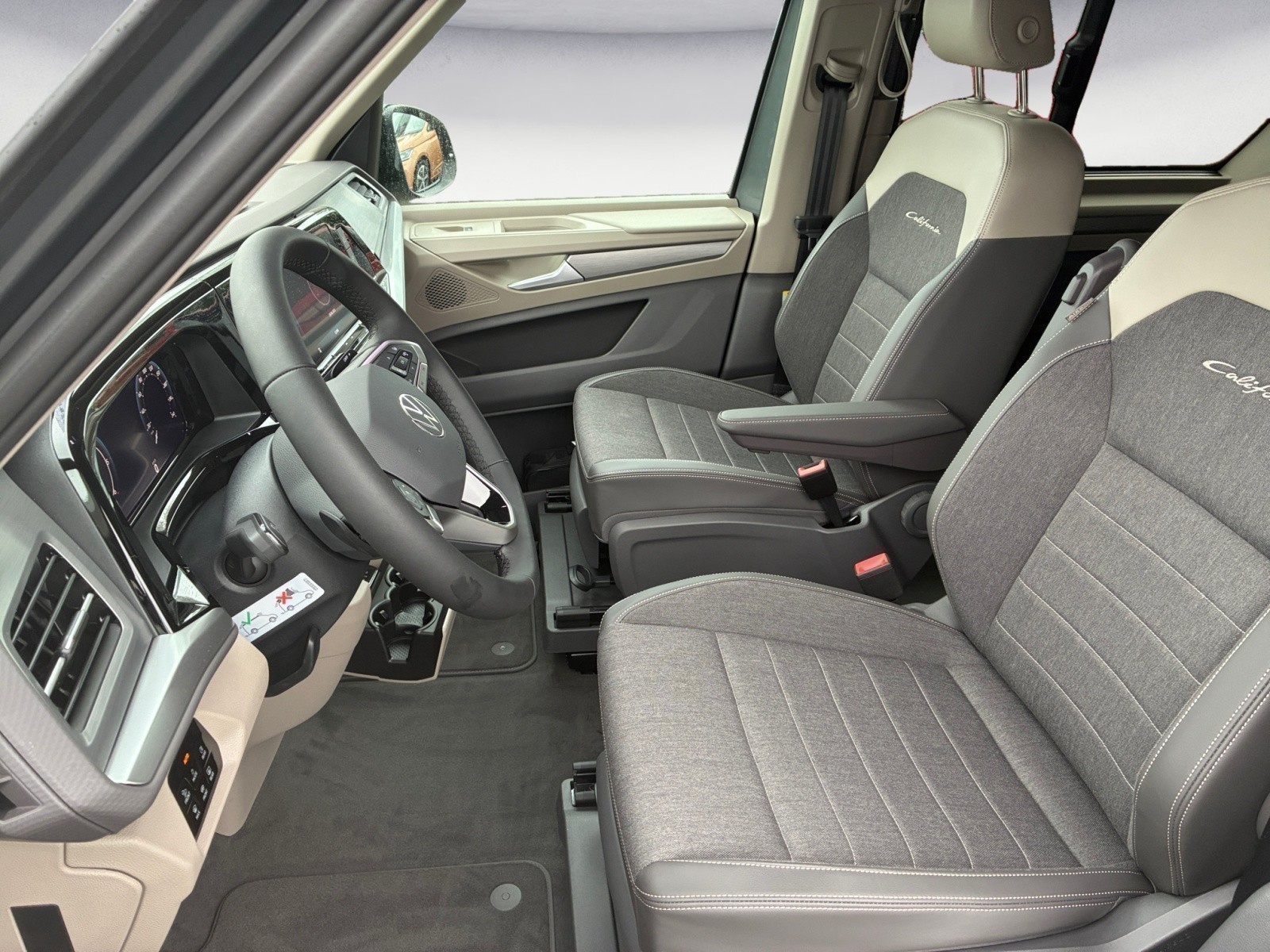 Volkswagen - California Der neue California Ocean 2,0 l TDI SCR Frontantrieb 7-Gang-DS G Radst. 3124 mm