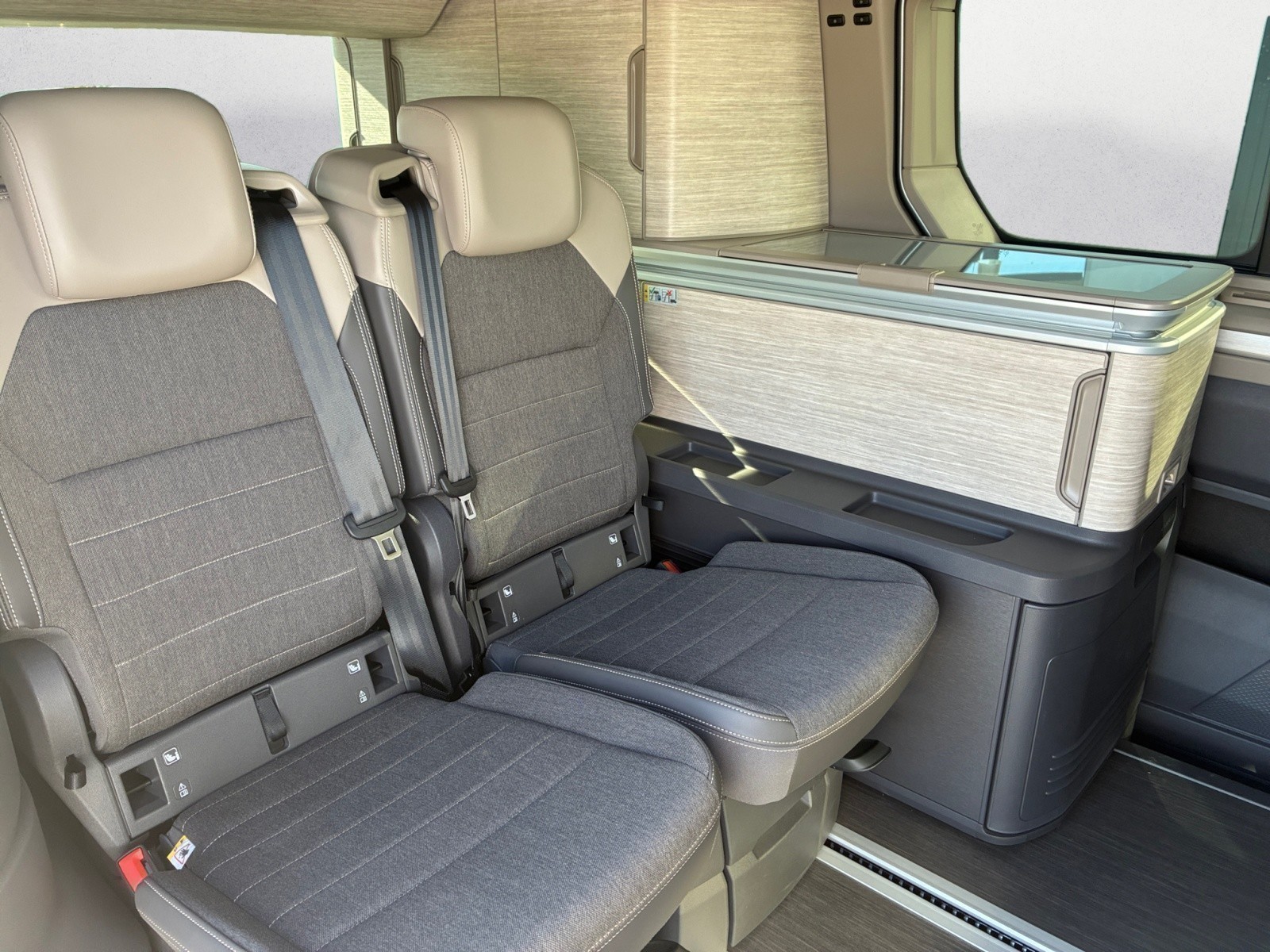 Volkswagen - California Der neue California Ocean 2,0 l TDI SCR Frontantrieb 7-Gang-DS G Radst. 3124 mm