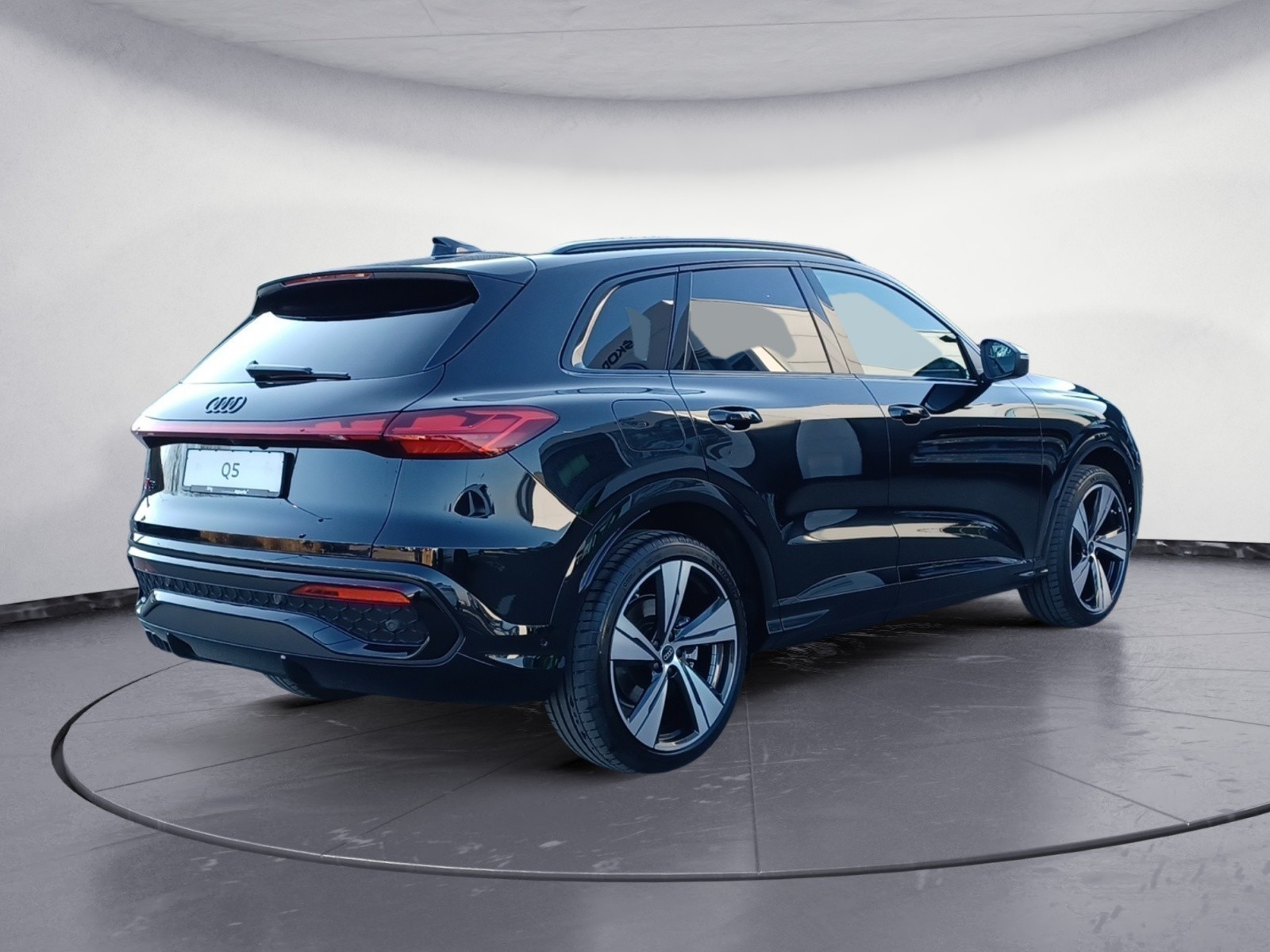 Audi - Q5 SUV TDI quattro S tronic