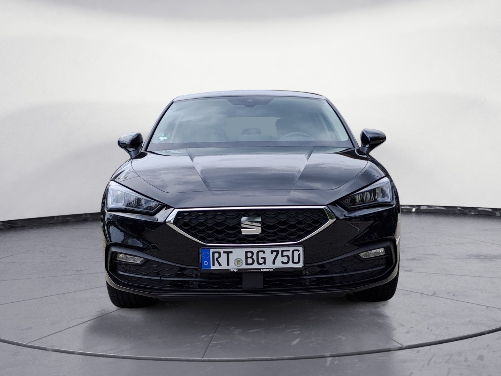 Seat - Leon Road Edition 1.5 eTSI  7-Gang-DSG