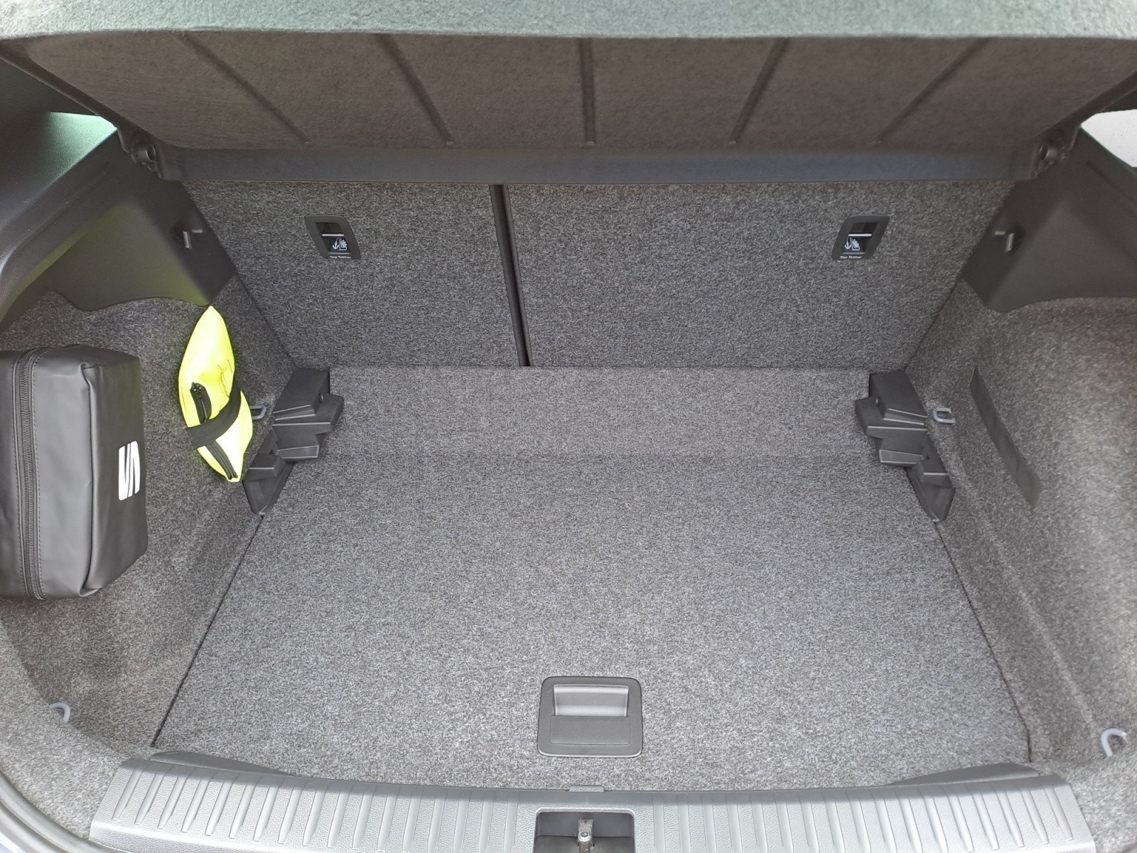 Seat - Arona FR Black Edition 1.0 TSI  7-Gang-DSG