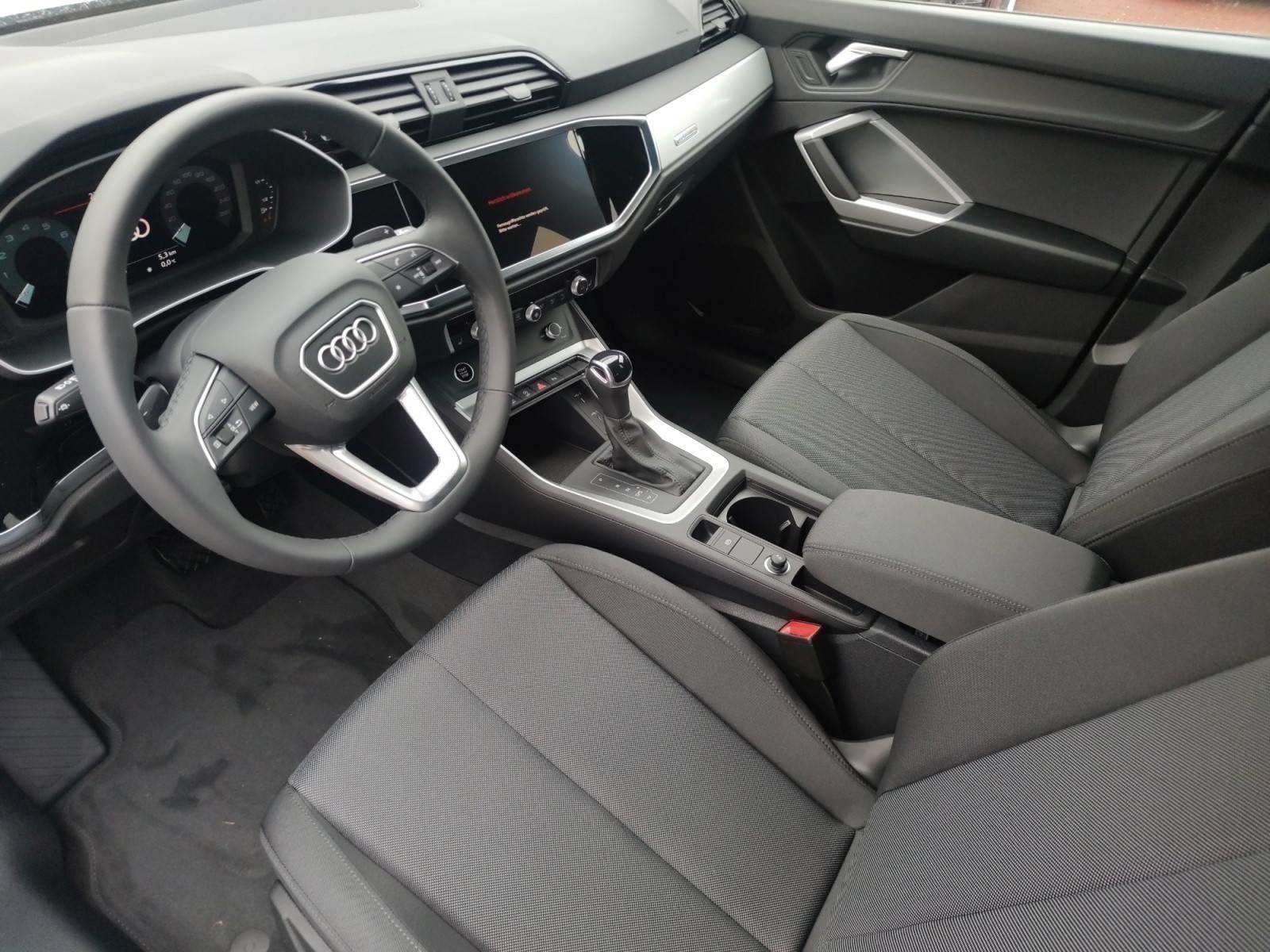 Audi - Q3 advanced 35 TFSI 110(150) kW(PS) S tronic