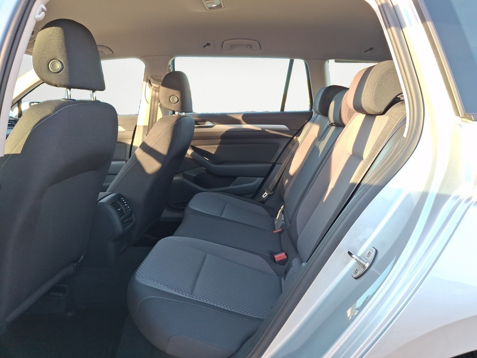 Volkswagen - Passat Variant 2.0 TDI SCR