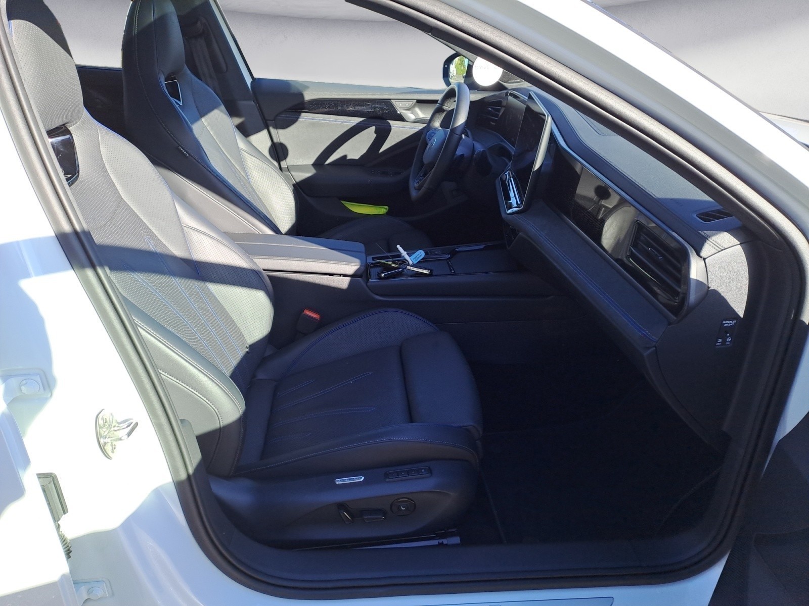 Volkswagen - Passat Variant 2.0 TDI SCR 4Motion DSG R-Line