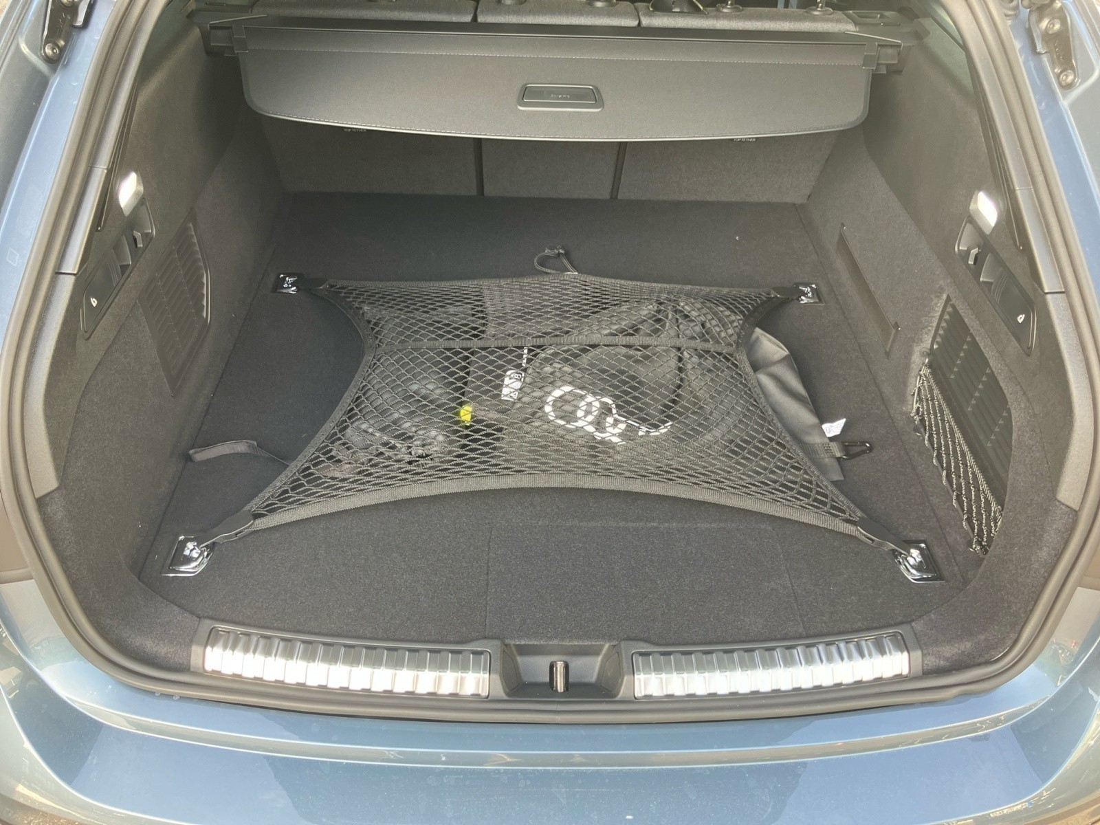 Audi - A5 Avant e-hybrid quattro S tronic