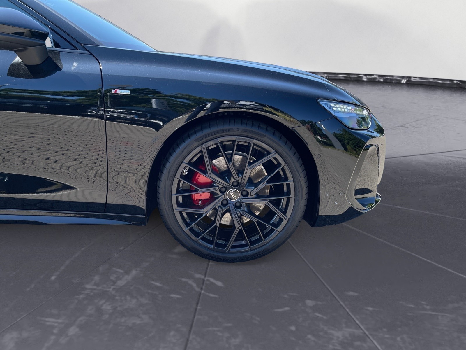 Audi - A6 Avant TDI quattro  S troni c