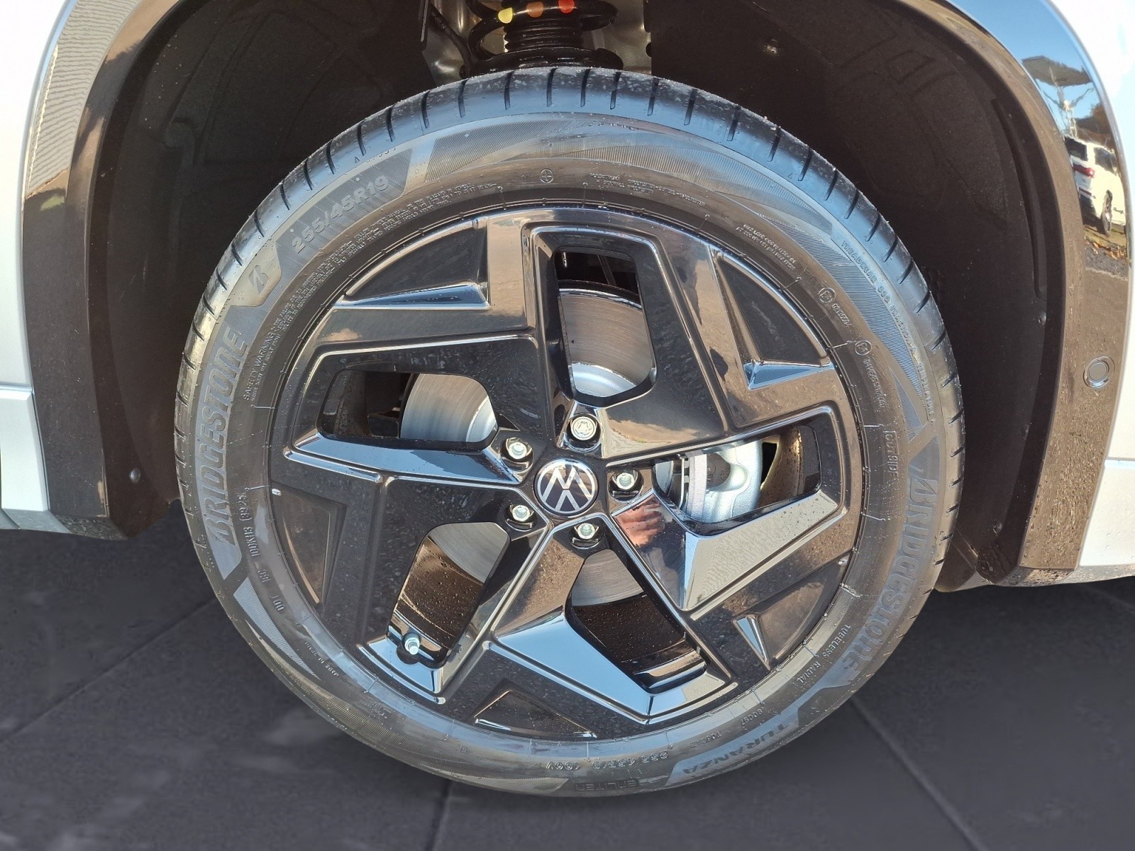 Volkswagen - Tayron R-Line 2,0 l TDI SCR 4MOTION   7-Gang-Doppelkupplungsgetrie be DSG