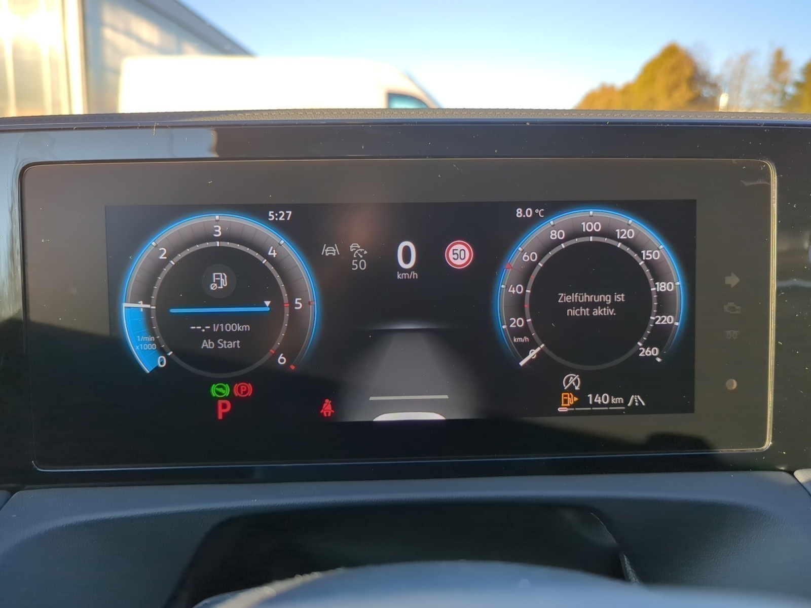 Volkswagen - Tiguan R-Line 2,0 l TDI SCR 7-Gang-Doppelkupplungsgetriebe DSG