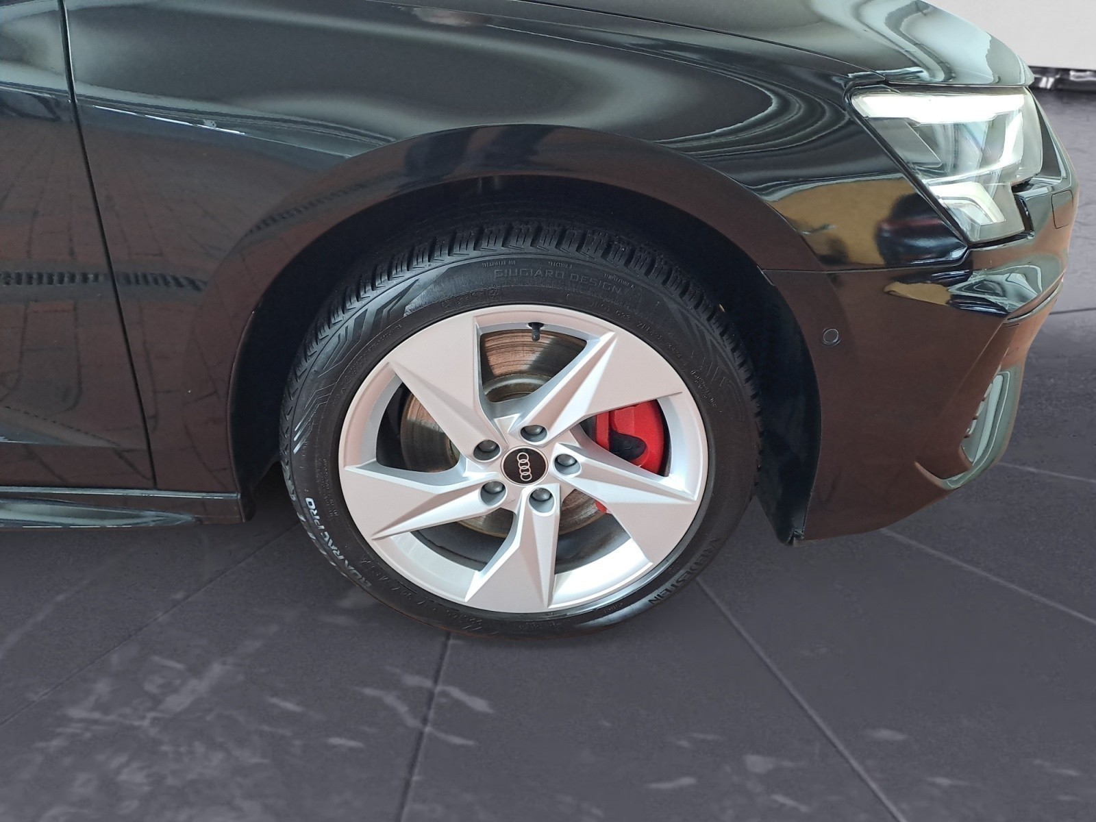 Audi - A3 45 TFSIe Sportback S tronic S line