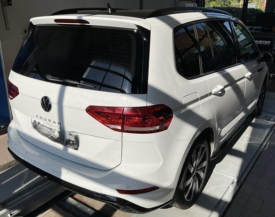 Volkswagen - Touran 1.5 TSI DSG Highline R line