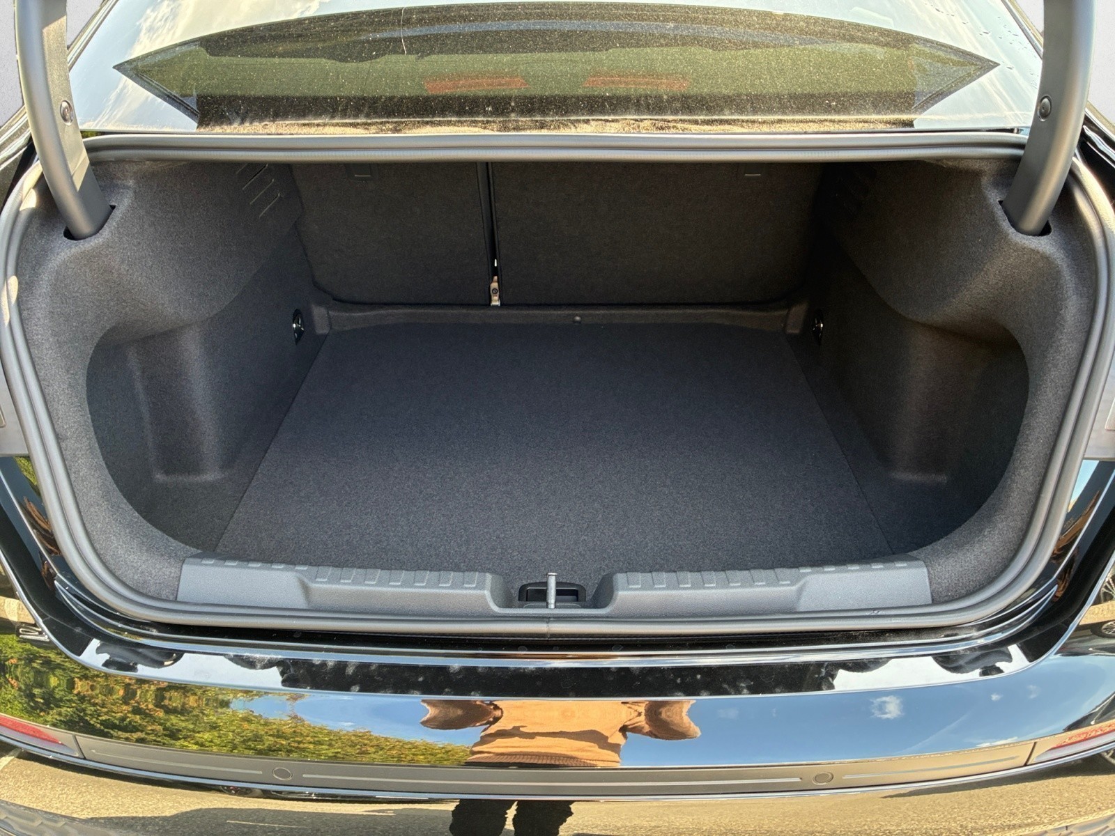 Audi - A3 Limousine advanced TFSI S tronic