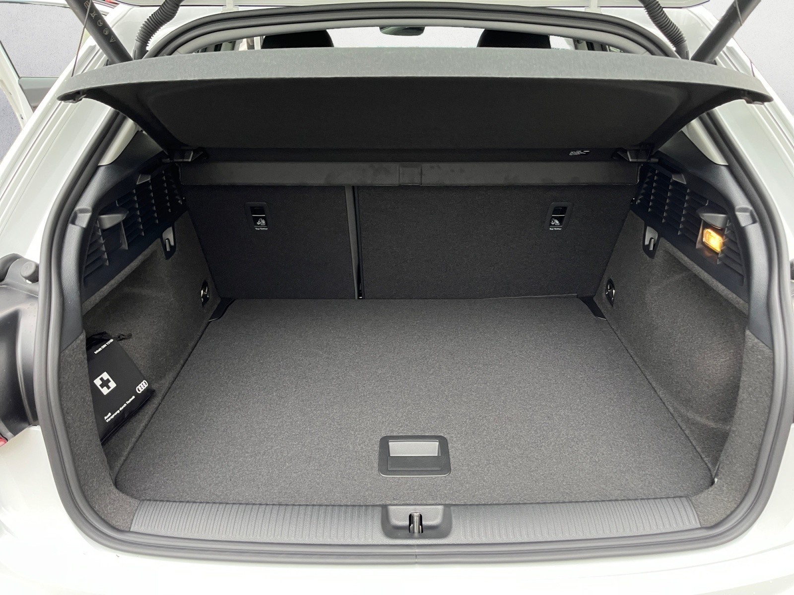 Audi - Q2 S line 35 TFSI 110(150) kW(PS) S tronic