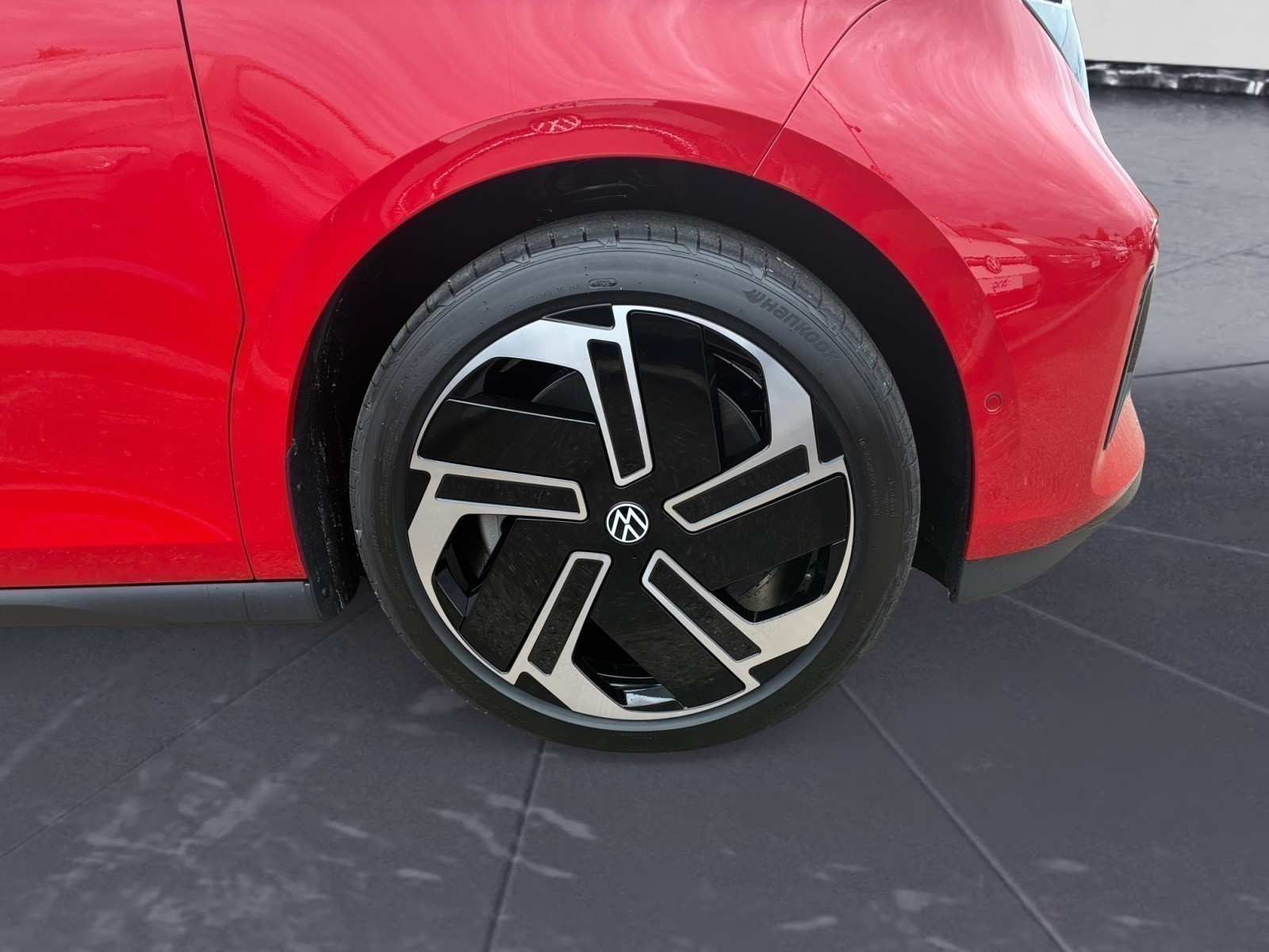 Volkswagen - ID. Buzz GTX 4MOTION langer Radstand   4MOTION 1-Gang-Automatik Radst. 3239 mm