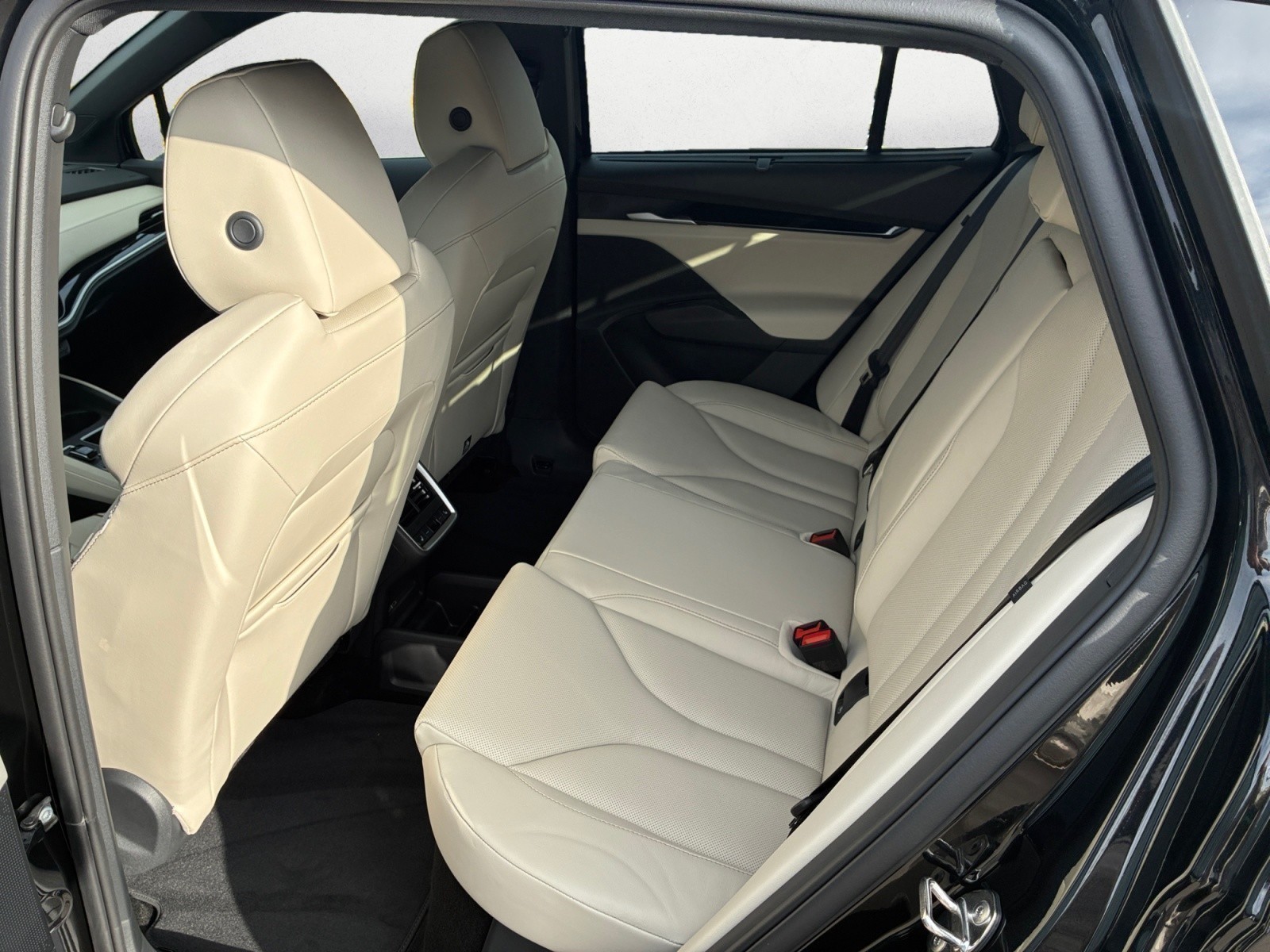 Skoda - Elroq 85 h Batterie Elektromotor 1-Gang-Automatik