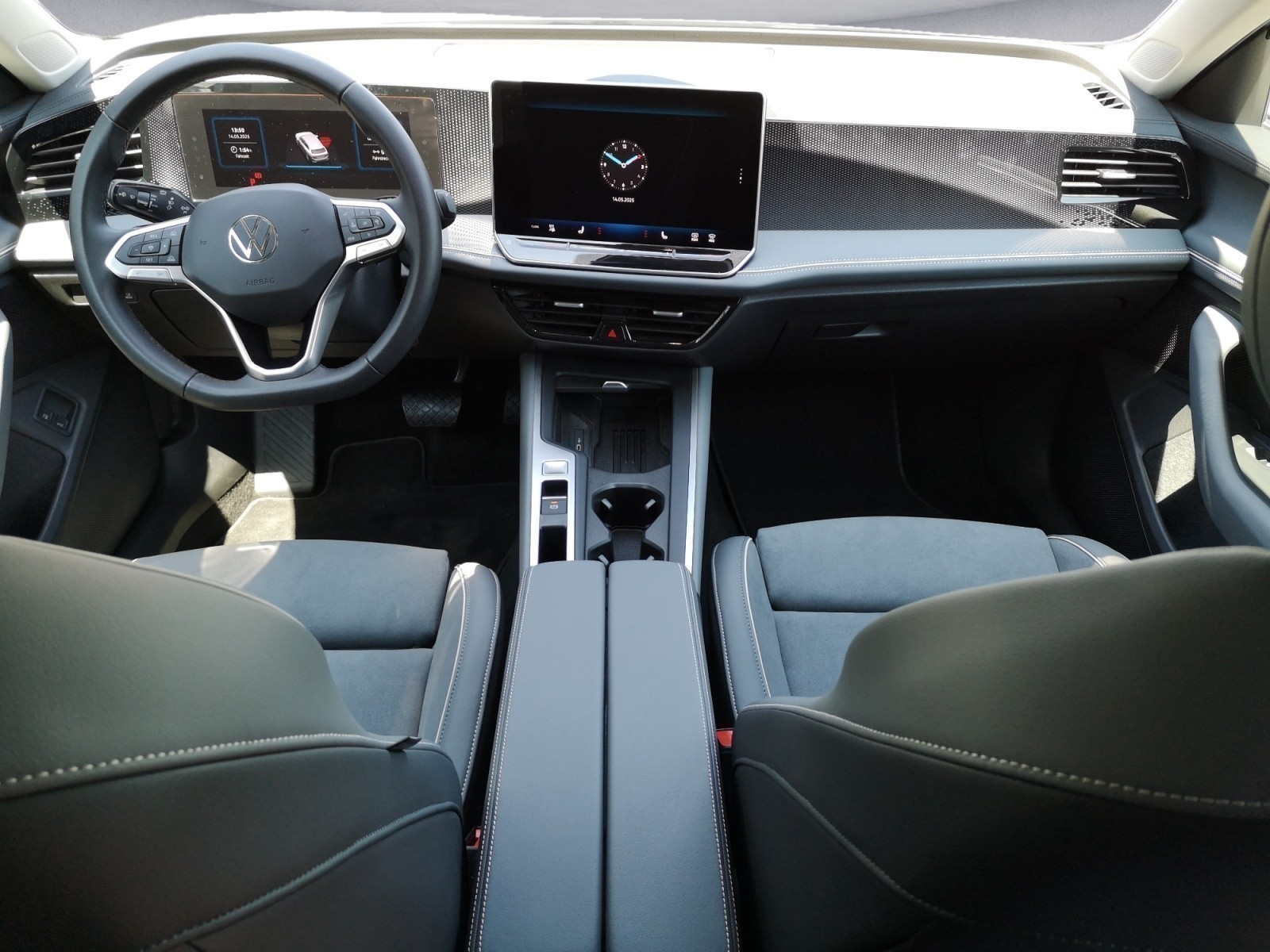 Volkswagen - Passat Variant 1.5 e-Hybrid DSG Business