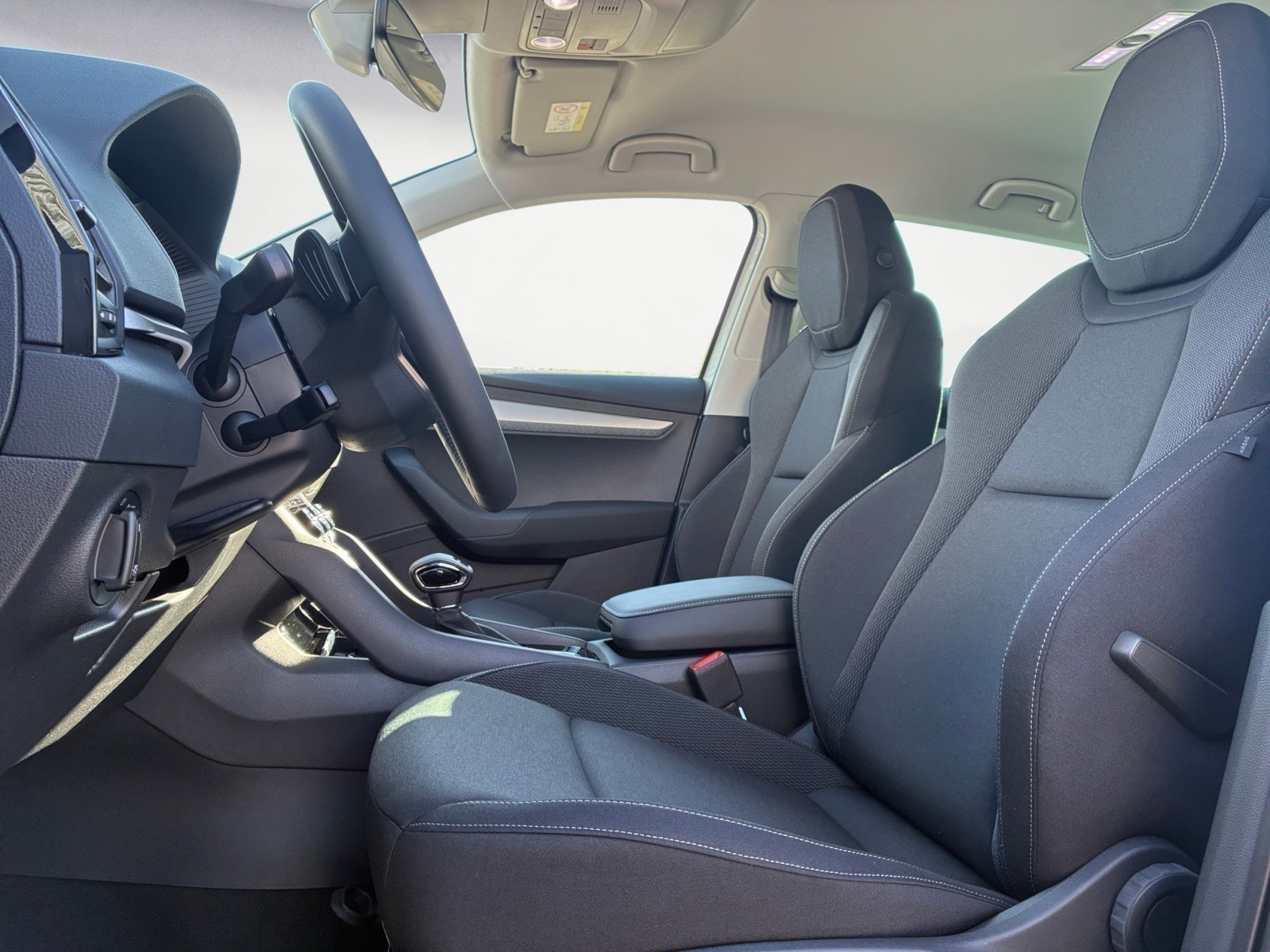 Skoda - Karoq Tour 1,5 TSI 7-Gang-DSG