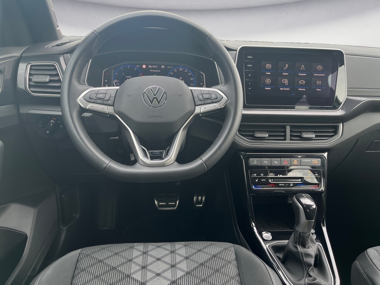 Volkswagen - T-Cross 1.5 TSI DSG R-Line