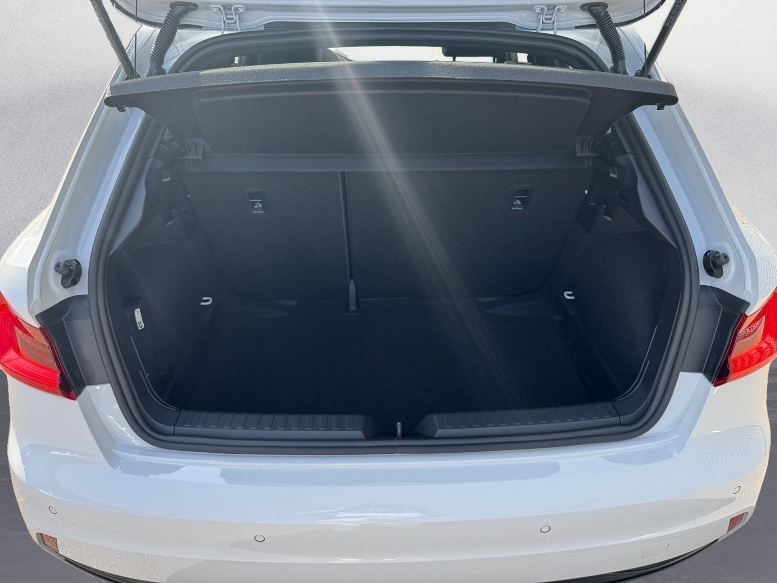 Audi - A1 Sportback advanced 25 TFSI 70(95 ) kW(PS) S tronic