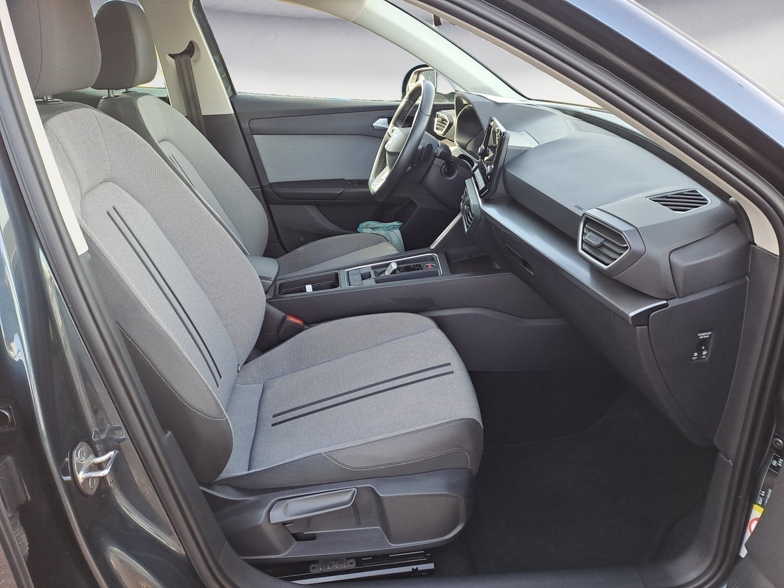 Seat - Leon Sportstourer 2.0 TDI DSG Style