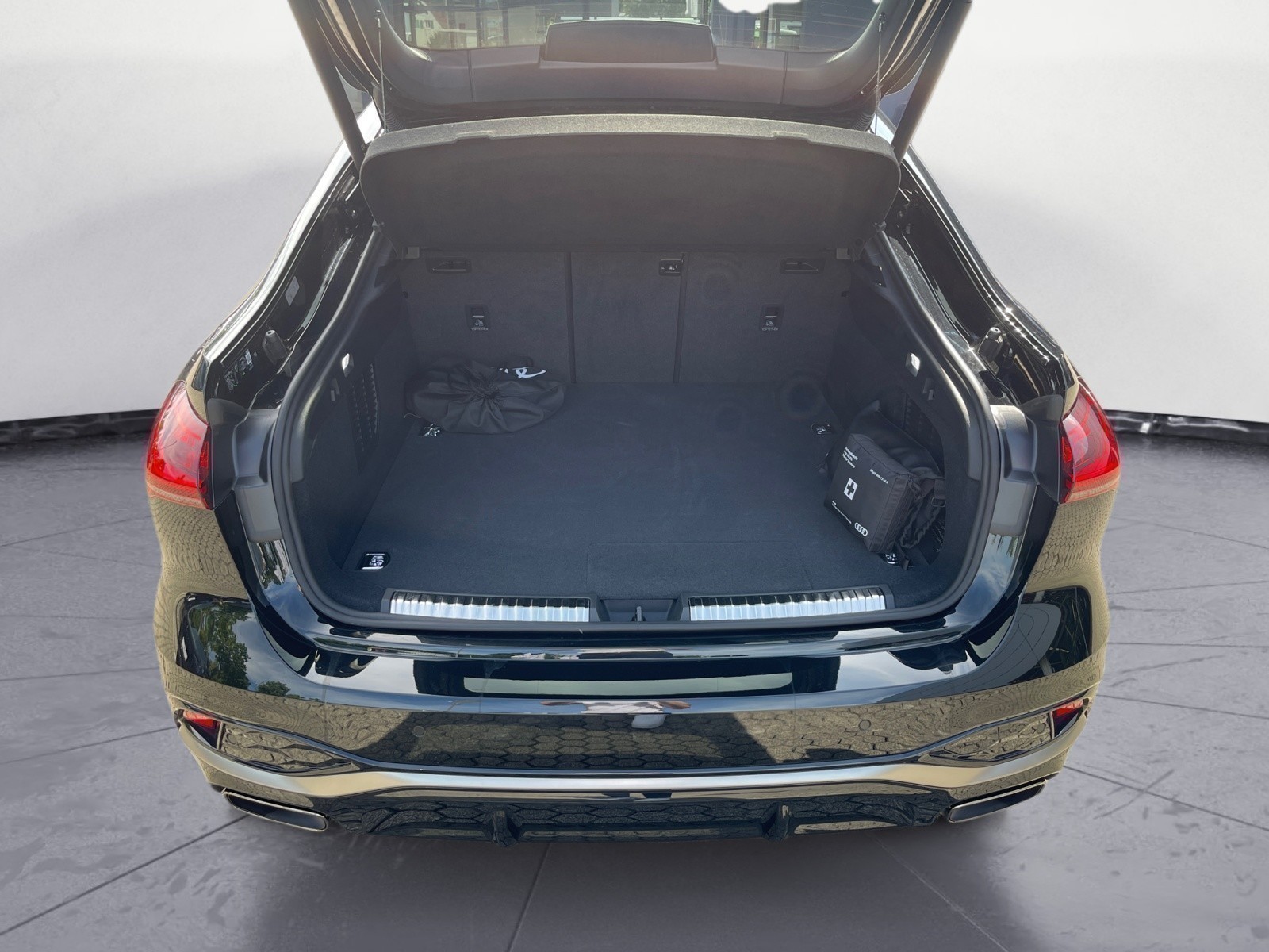 Audi - A5 Limousine e-hybrid quattro 270 k W S tronic