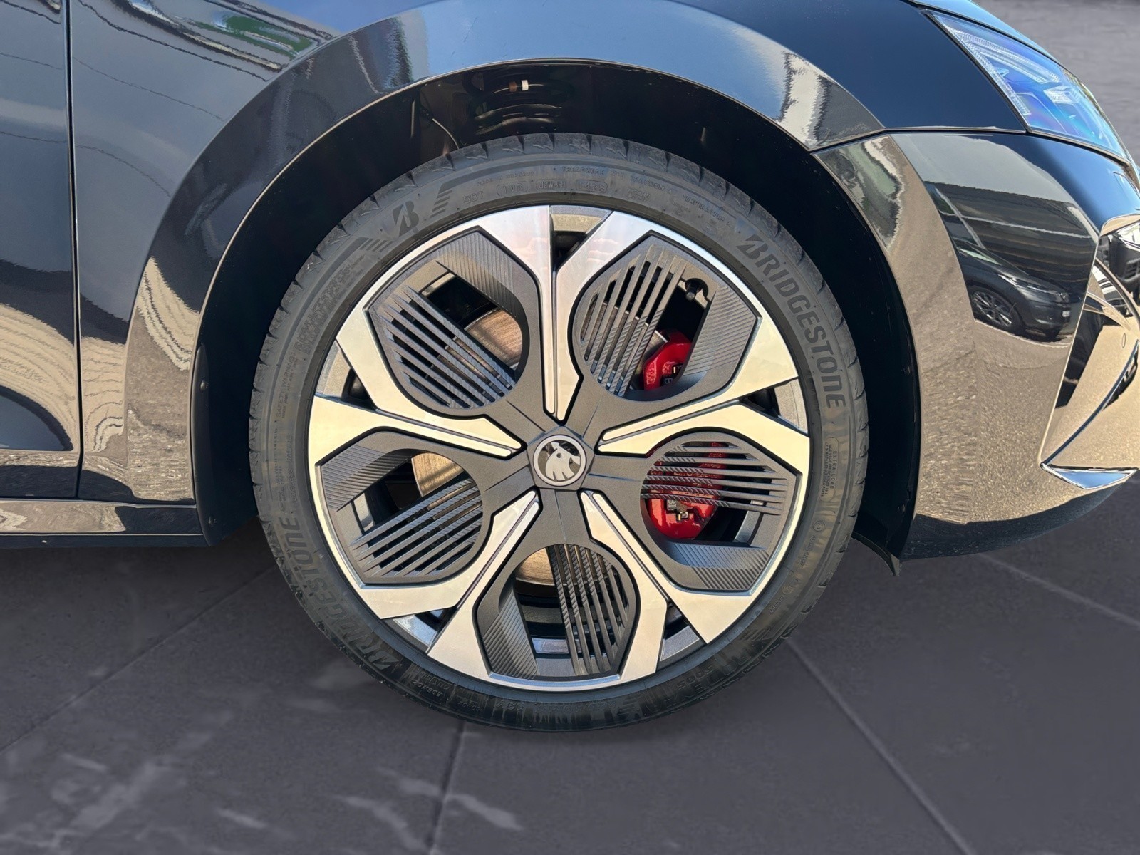 Skoda - Octavia RS 2,0 TSI 7-Gang-DSG