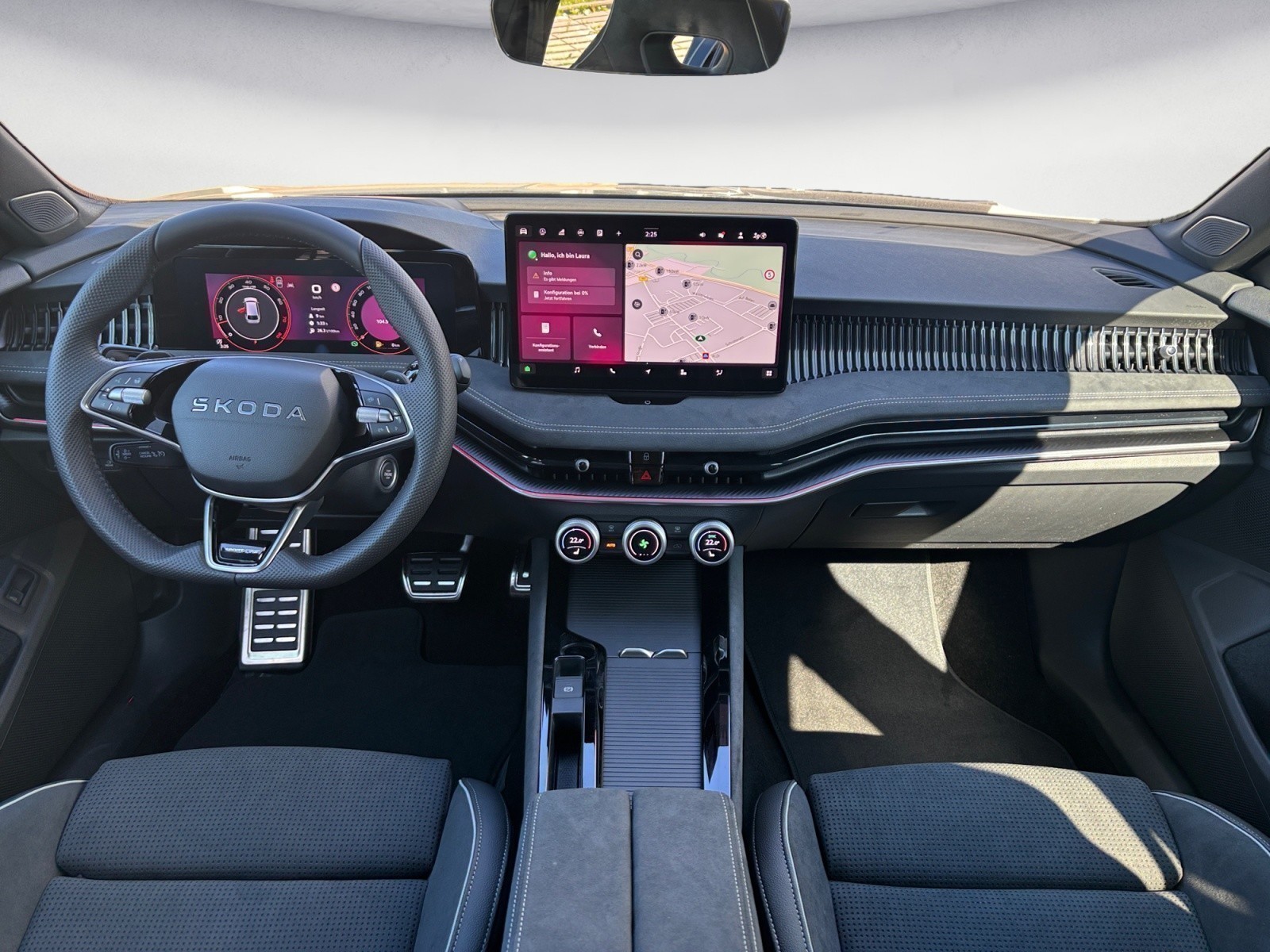 Skoda - Superb Combi Sportline 2,0 TSI 7-Gang-DSG 4x4