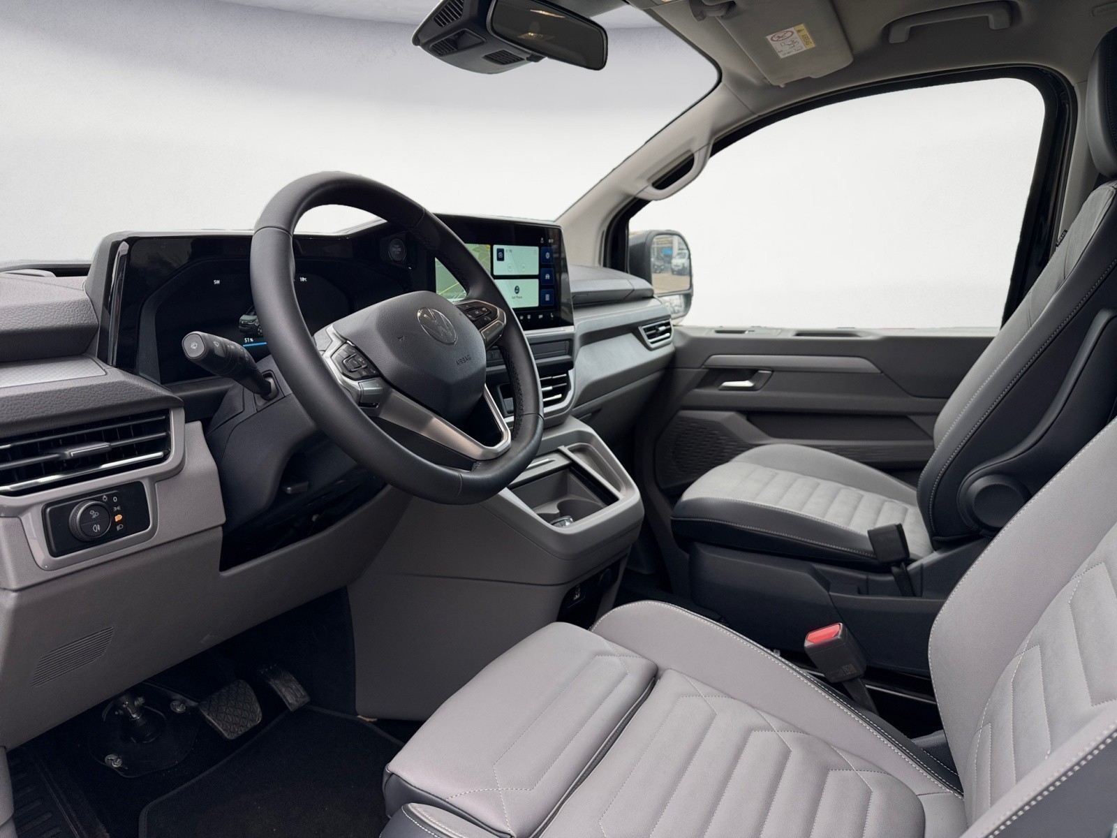 Volkswagen - e-Caravelle Style