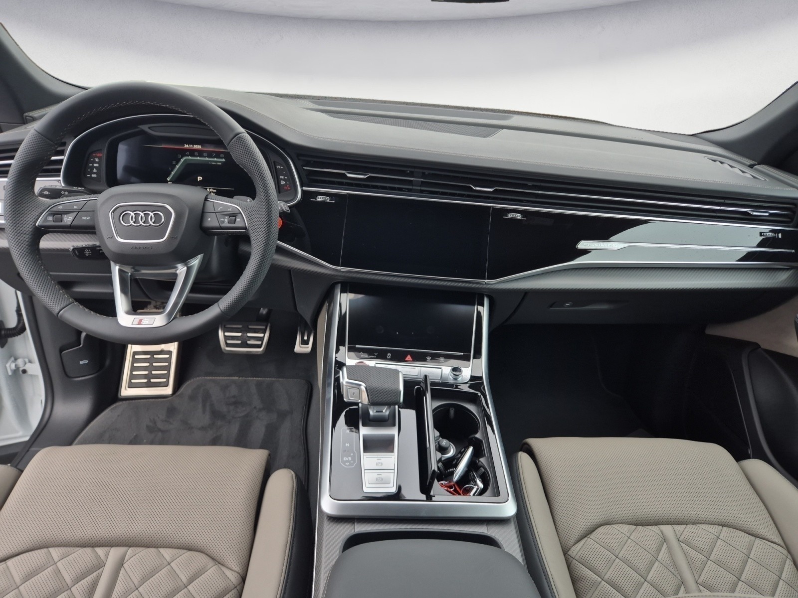 Audi - SQ8 SUV TFSI tiptronic
