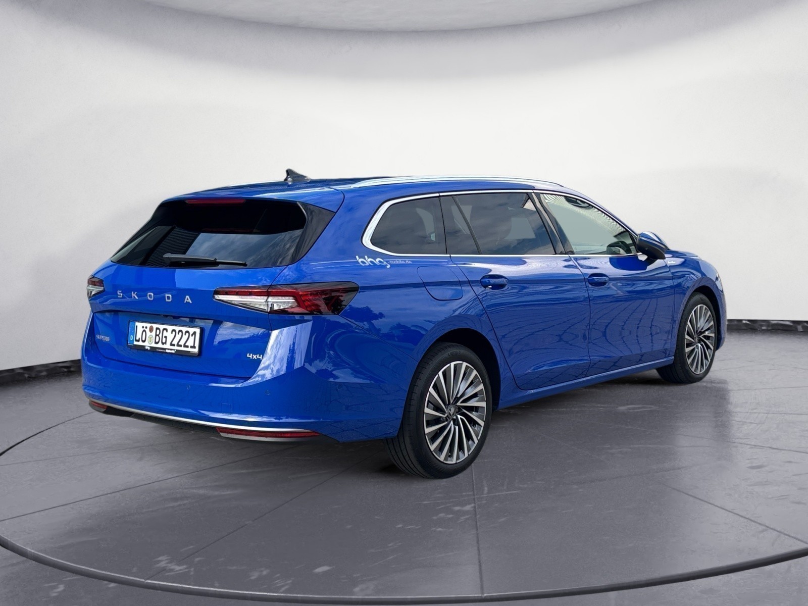 Skoda - Superb Combi L&K 2,0 TDI 7-Gang-