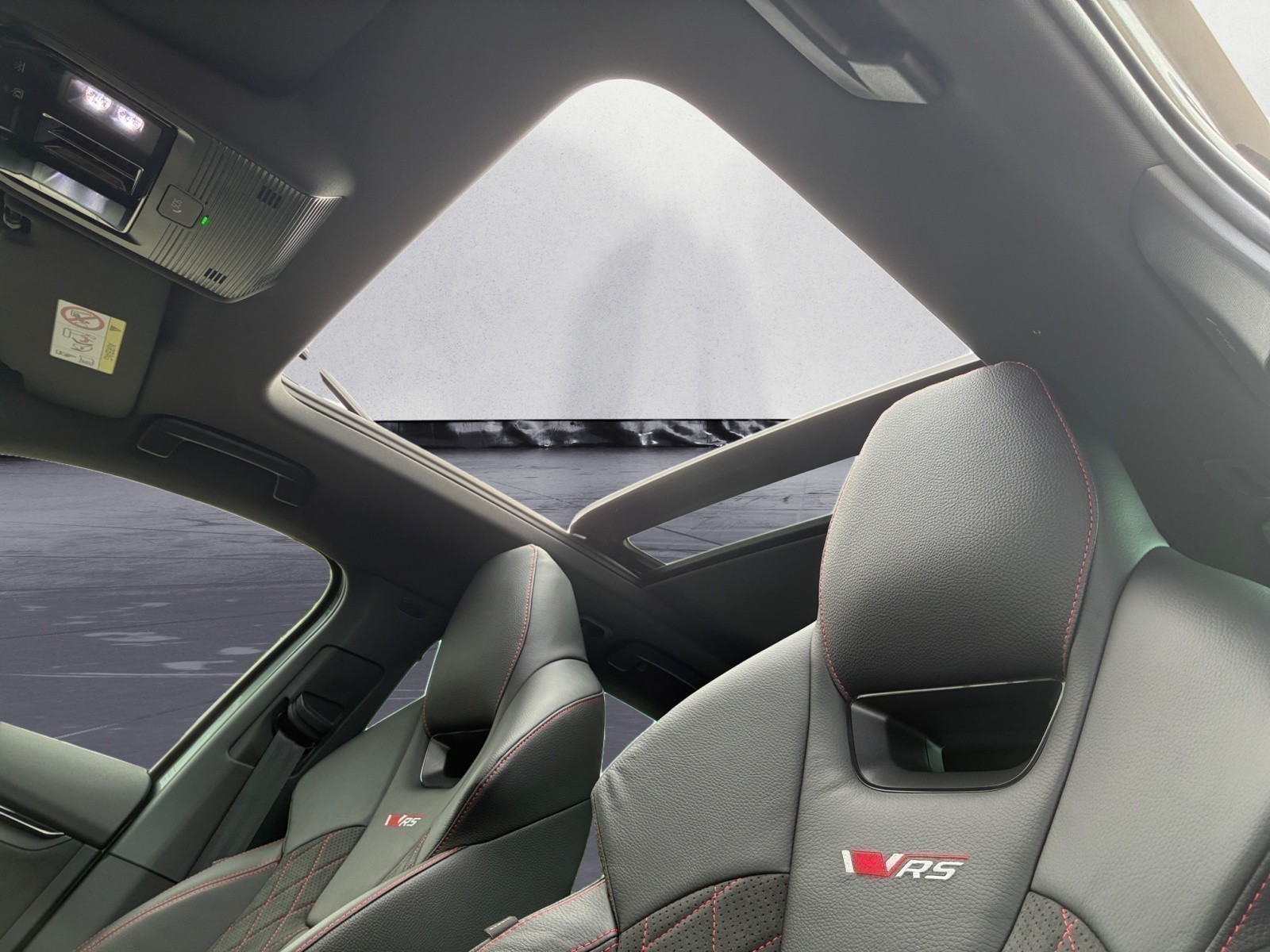 Skoda - Octavia Combi RS 2,0 TSI 7-Gang-DSG