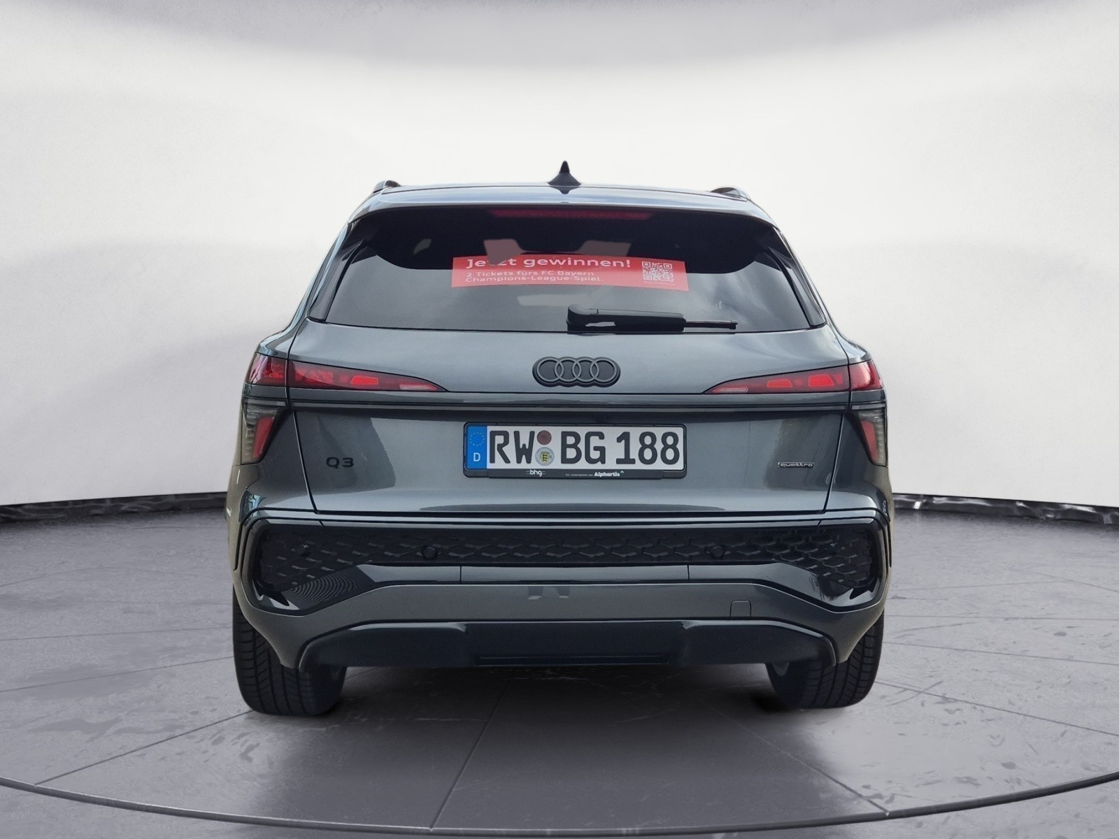 Audi - Q3 SUV TFSI quattro S tronic