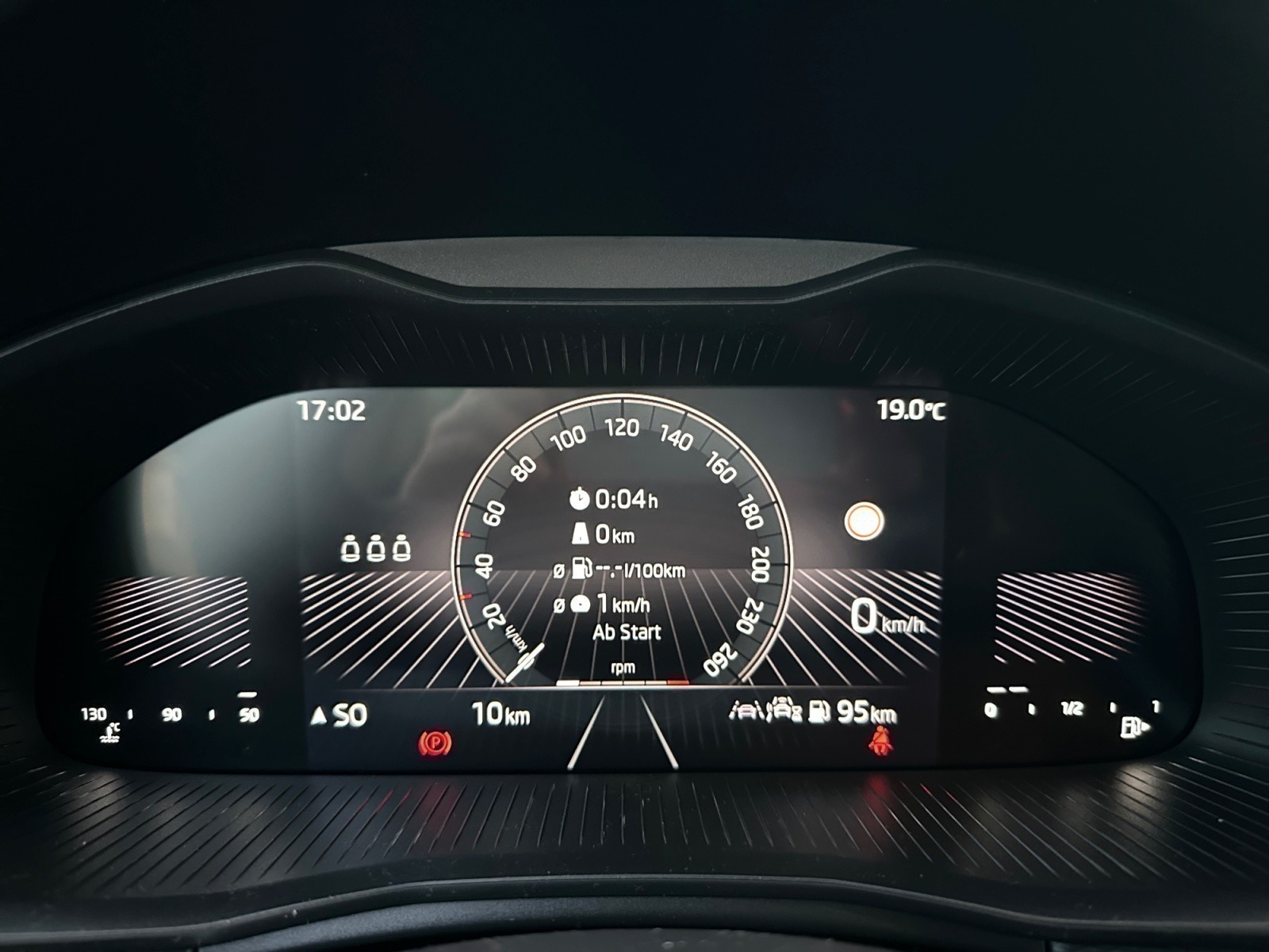 Skoda - Kamiq Essence 1,0 TSI  5-Gang-Schaltgetriebe