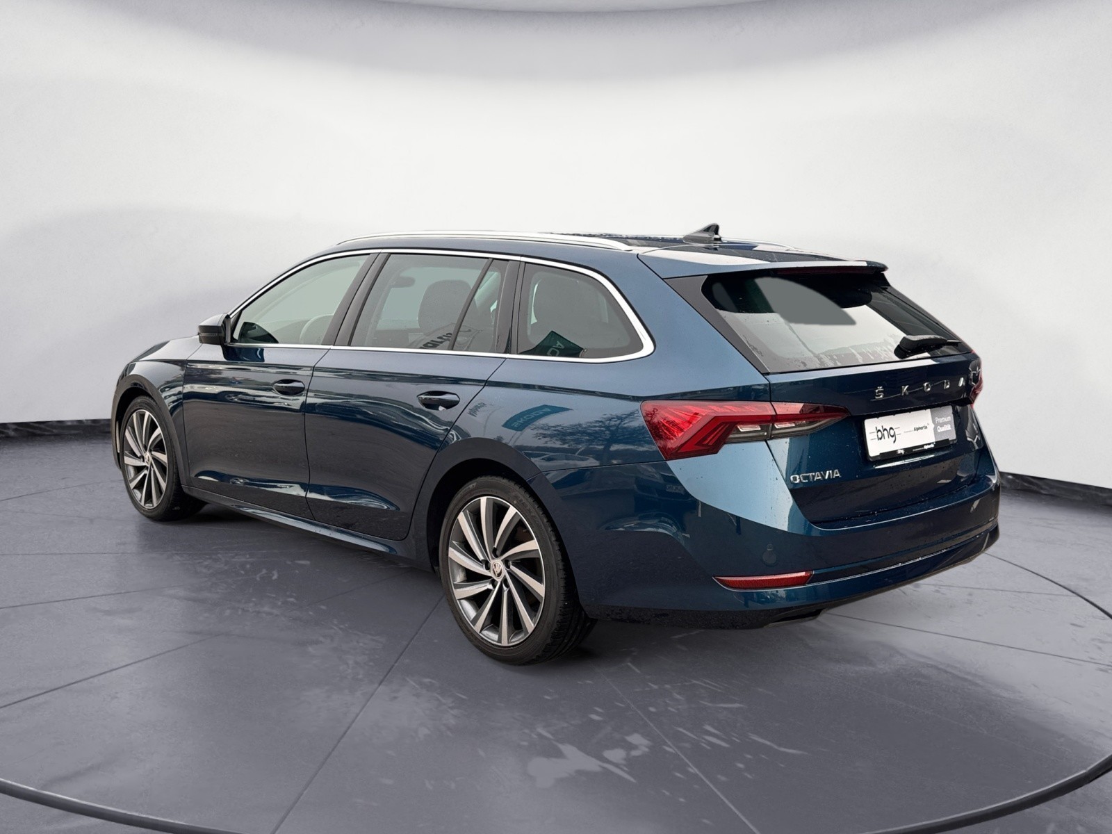 Skoda - Octavia Combi 2.0 TDI DSG Style