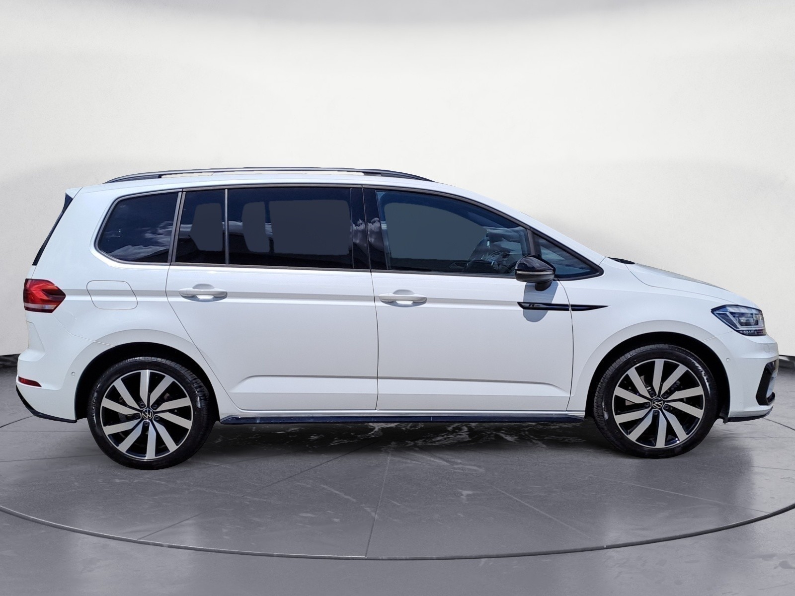 Volkswagen - Touran 2.0 TDI DSG HIGHLINE R-LINE